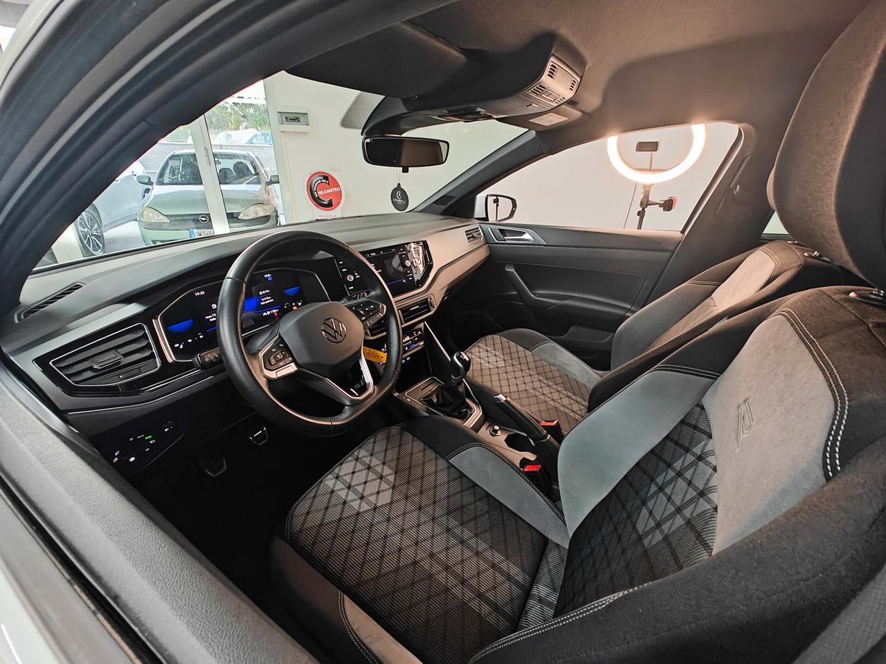 Volkswagen Polo 1.0 TSI R-Line