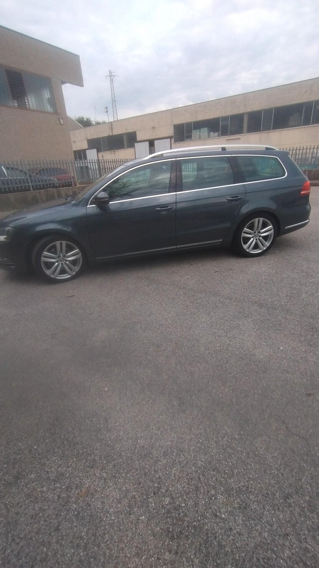 Volkswagen Passat 2.0 TDI DSG Highline BlueM. Tech.