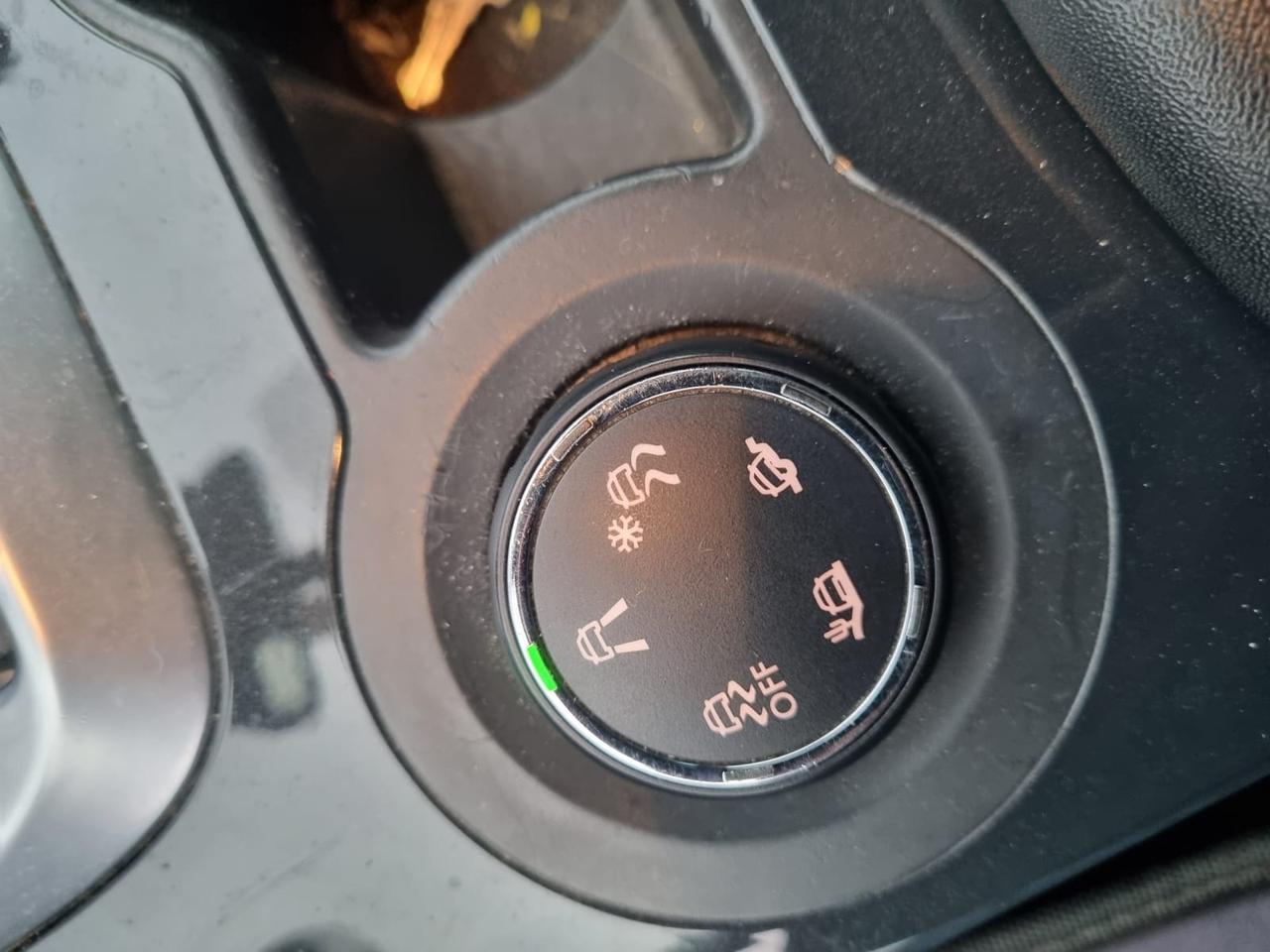 Peugeot 3008 1.6 HDi 115CV Active