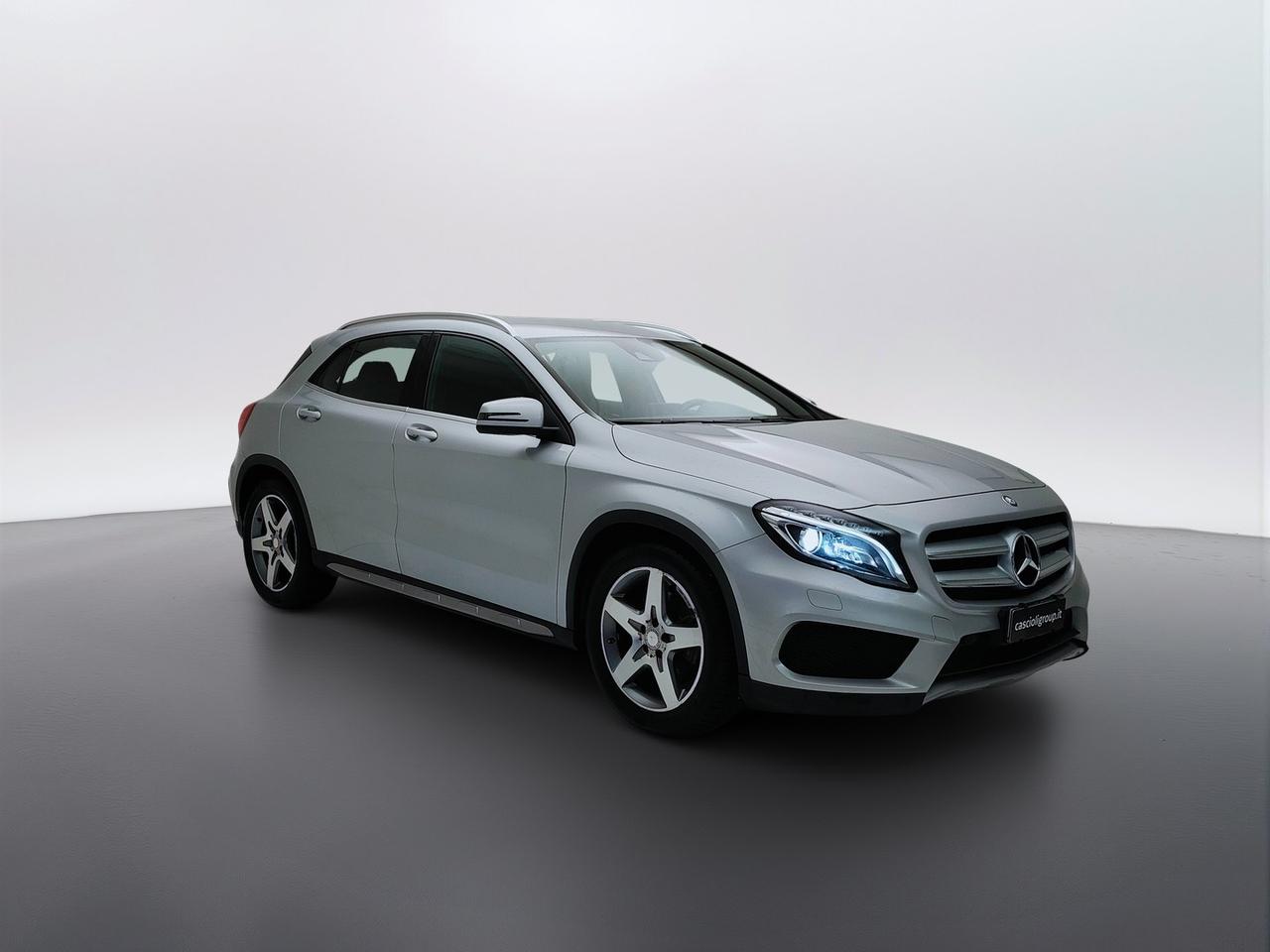Mercedes-Benz GLA-X156 2014 - GLA 220 d Premium 4matic 177cv auto