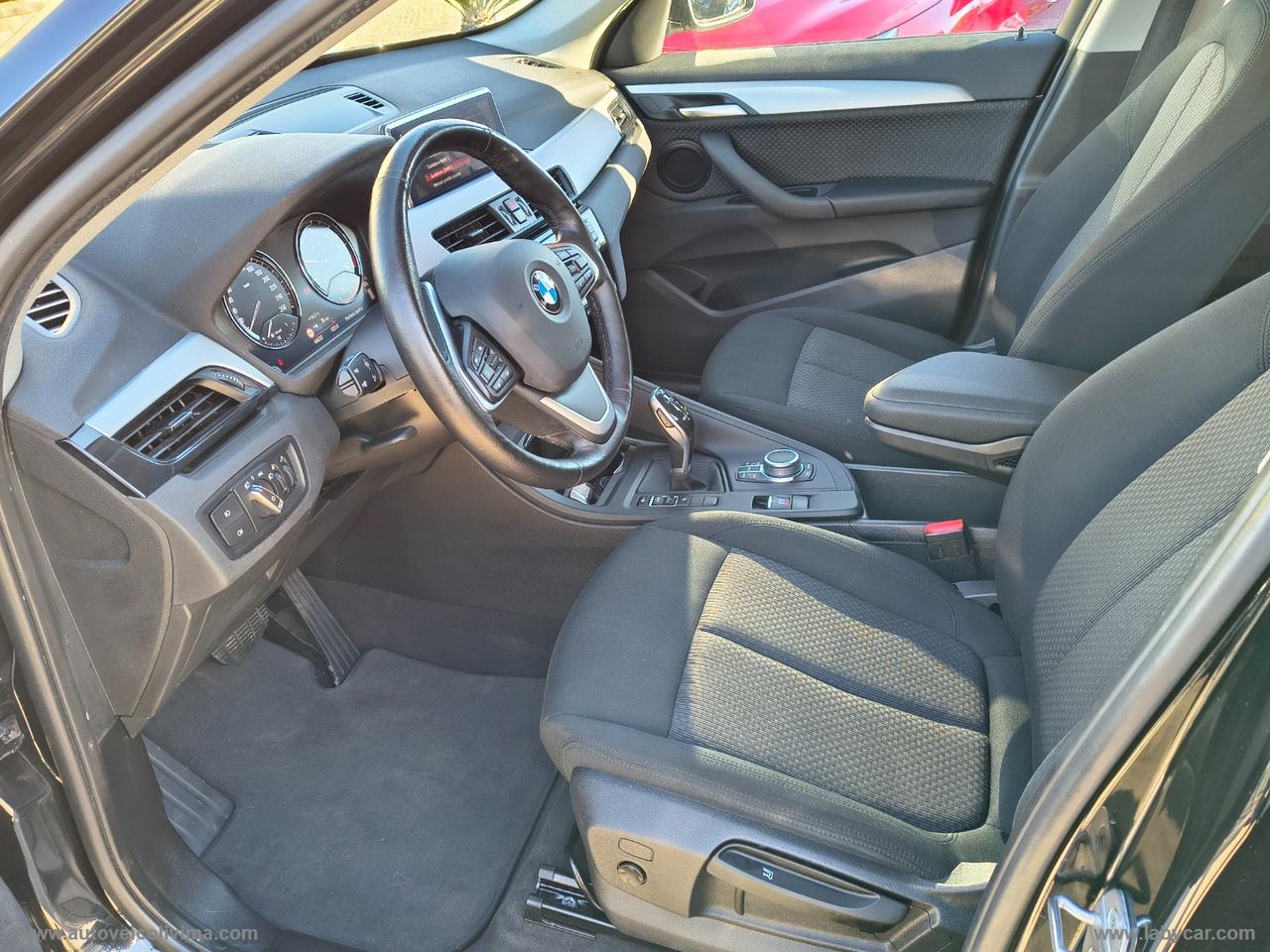 BMW X1 sDrive18d Business Advantage AUTOMATICO