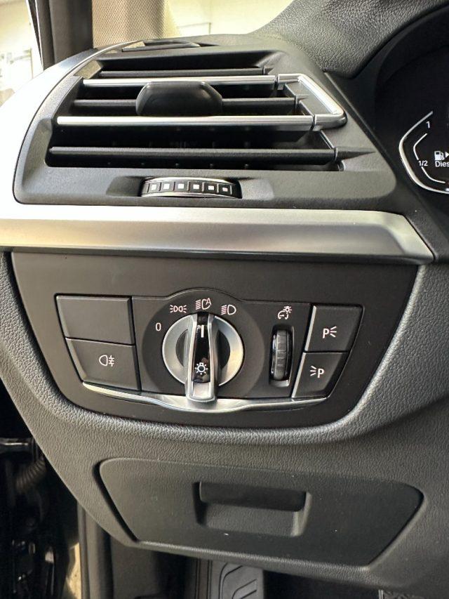 BMW X3 xDrive20d 48V - 18" - Camera - Carplay - Pelle