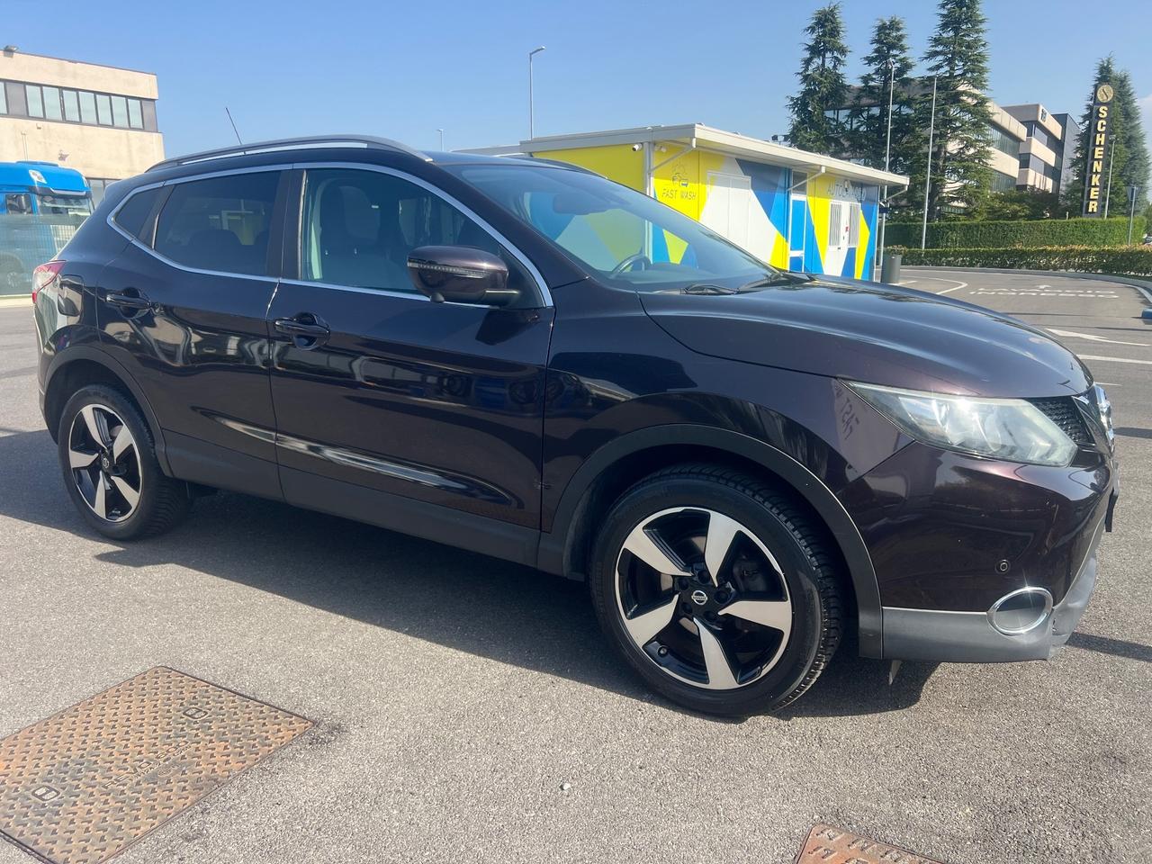 Nissan Qashqai 1.2 DIG-T Tekna 73 mila km