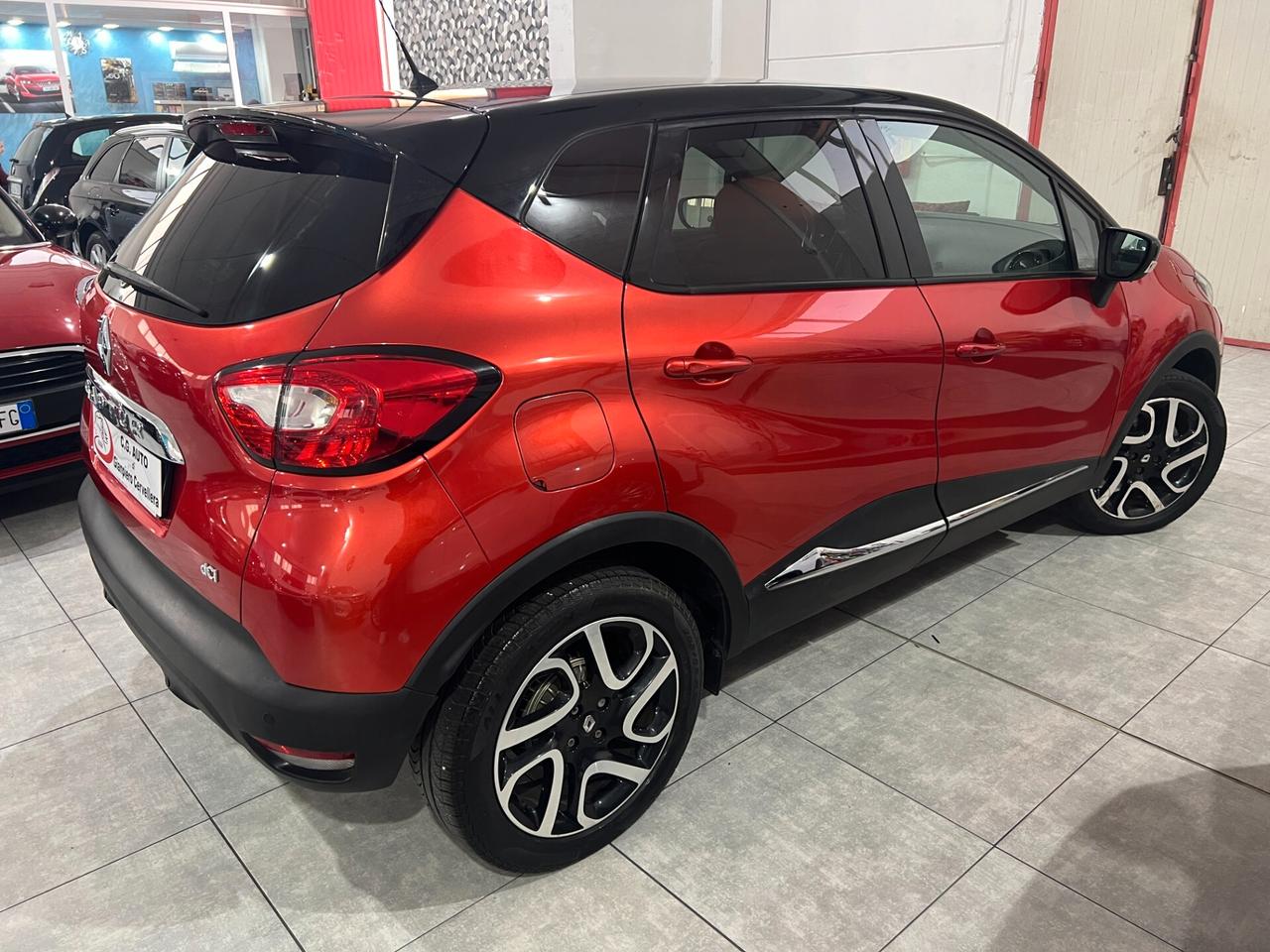 Renault Captur 1.5 90 CV - Energy Iconic - 2016