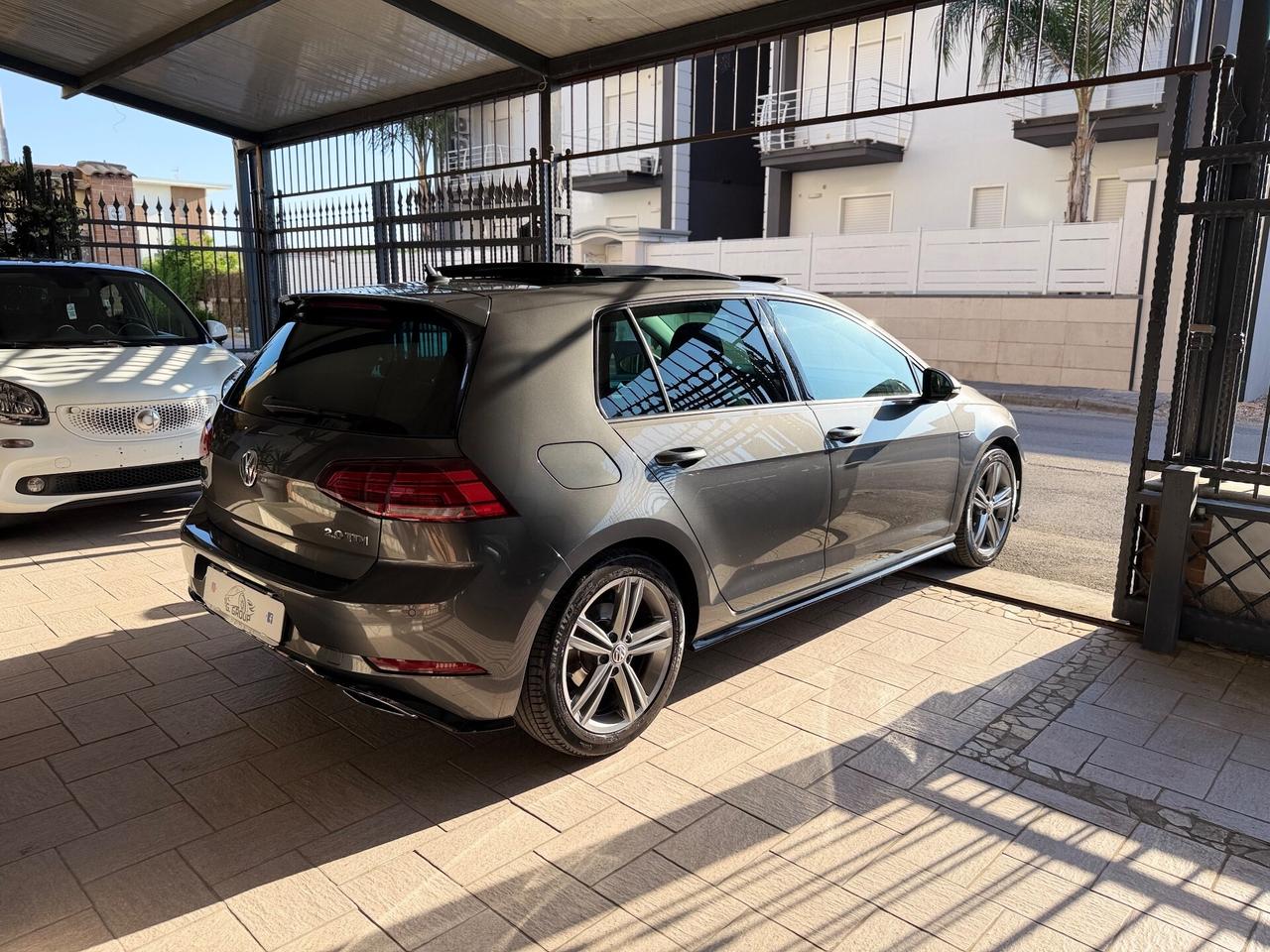 Volkswagen Golf 2.0 TDI 5p. R Line