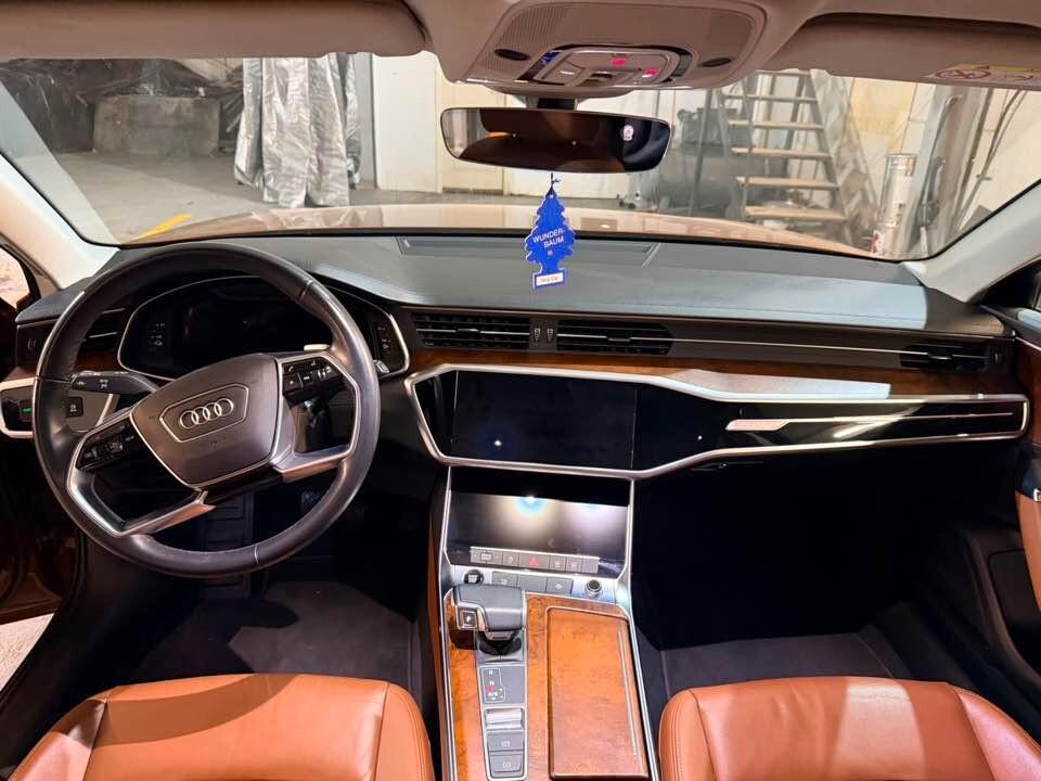 Audi A6 Avant 50 2.0 TFSI e quattro ultra S tron. Business Design NOLEGGIO con TARGA ESTERA