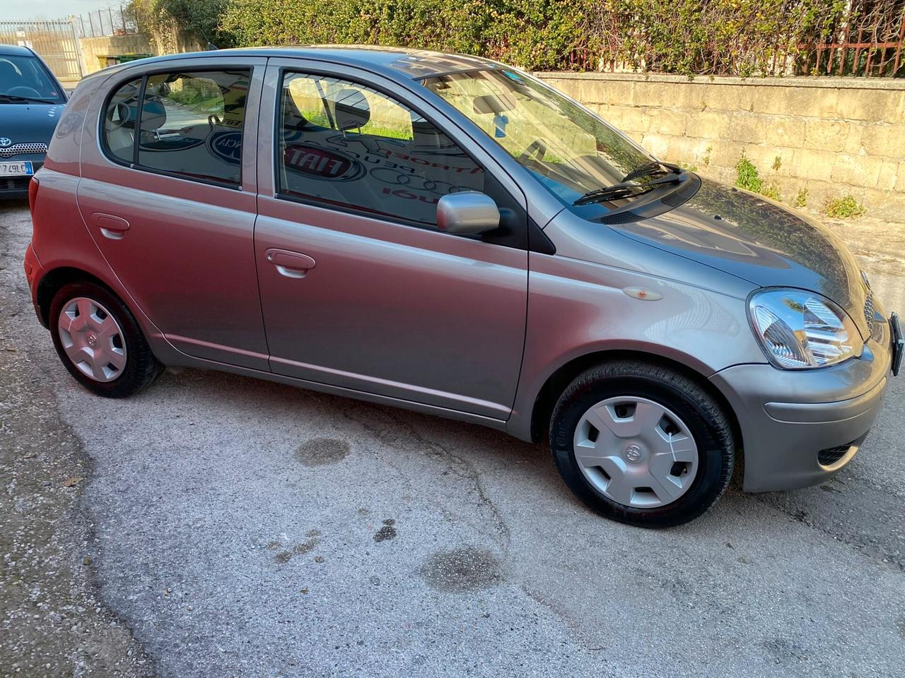 Toyota Yaris 1.4 D-4D 75cv 5 porte - 2004