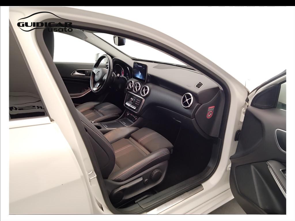 Mercedes-Benz Classe A - W176 - A 180 d Sport auto my16