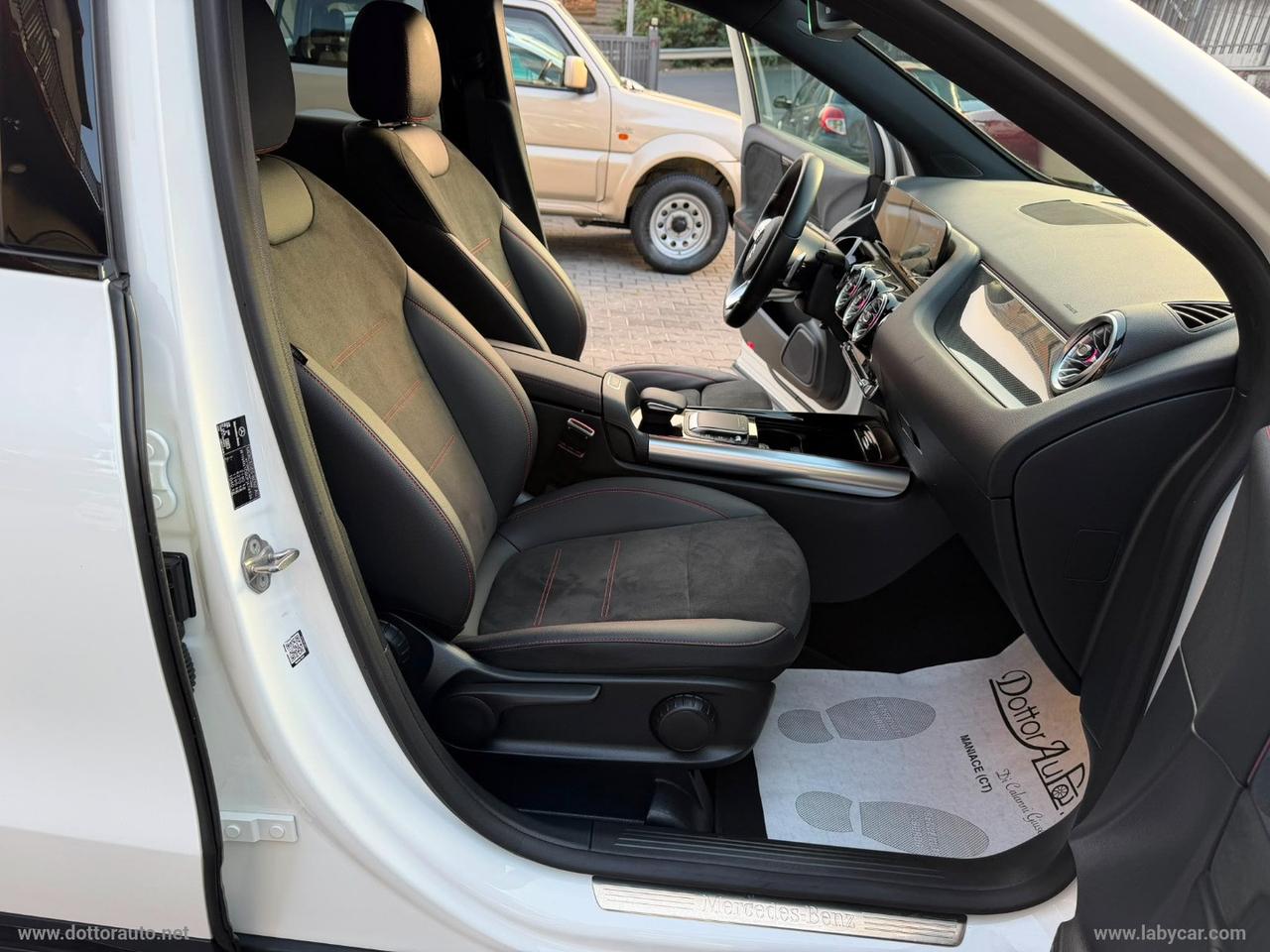 MERCEDES-BENZ GLA 200 d Automatic 4Matic Premium