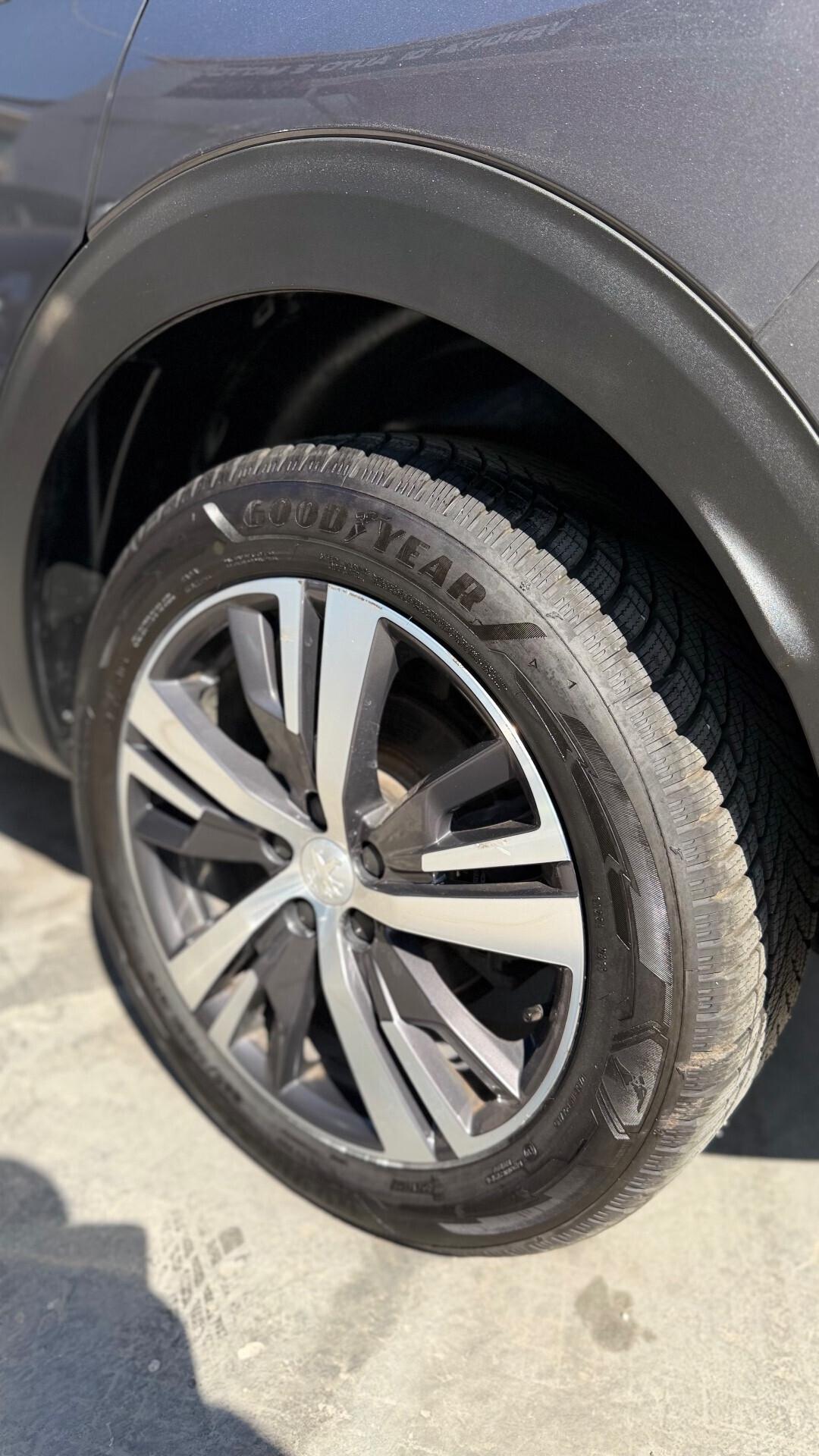Peugeot 3008 BlueHDi 130 S&S EAT8 Allure Pack