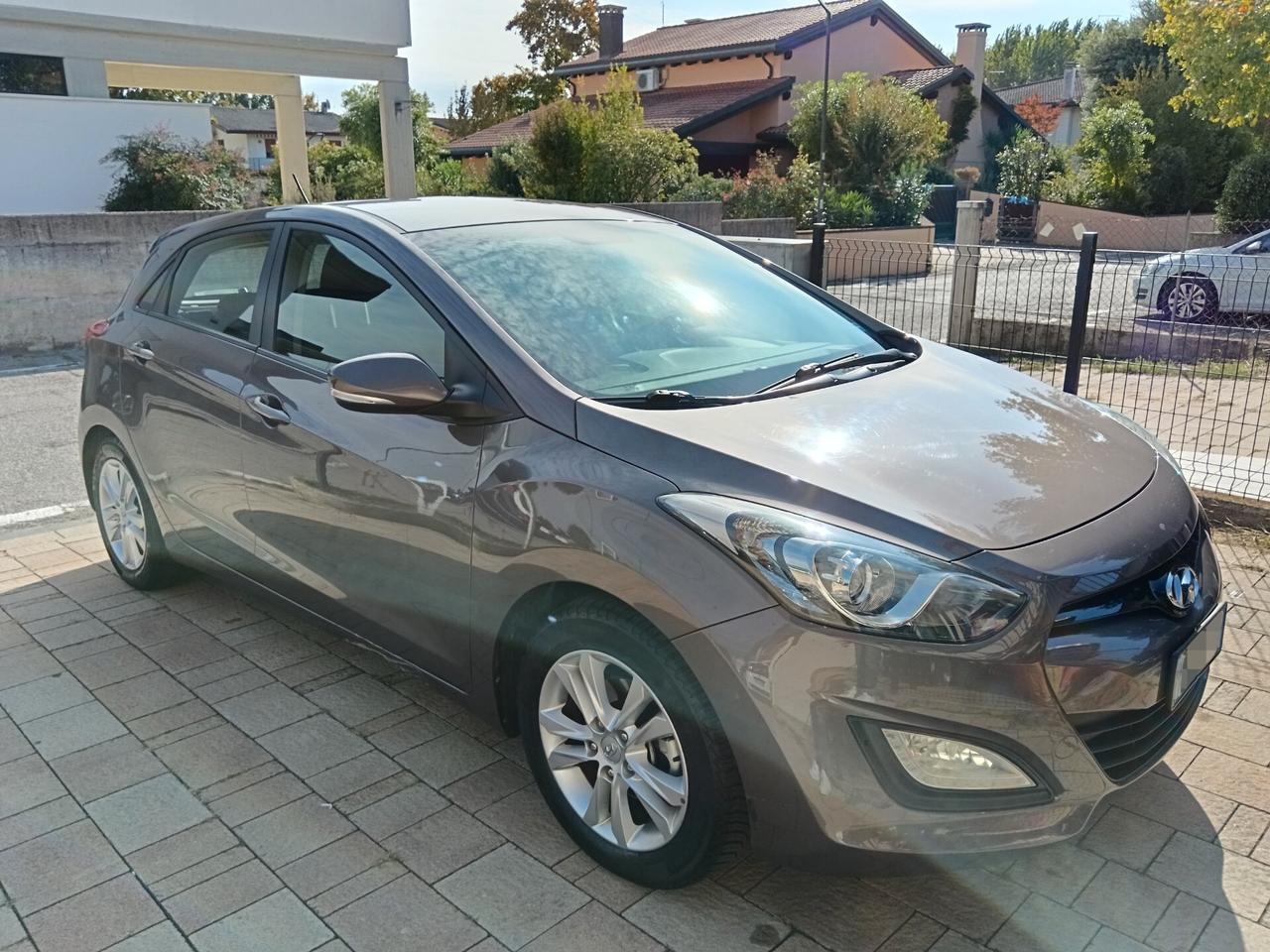 Hyundai i30 1.4 5p. Comfort