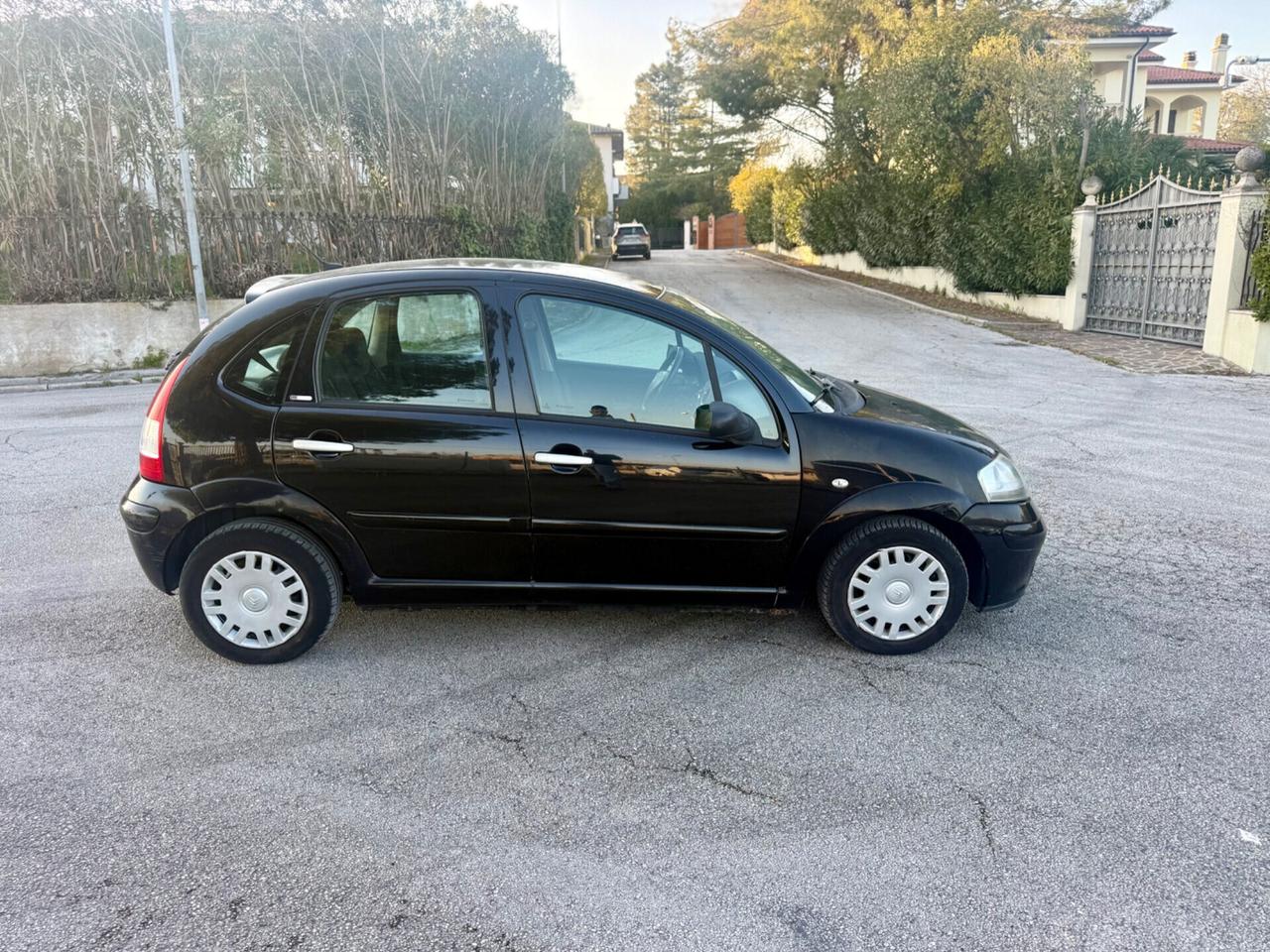 Citroen C3 Exclusive 1.1 benzina Unipropr NEOPATENTATI