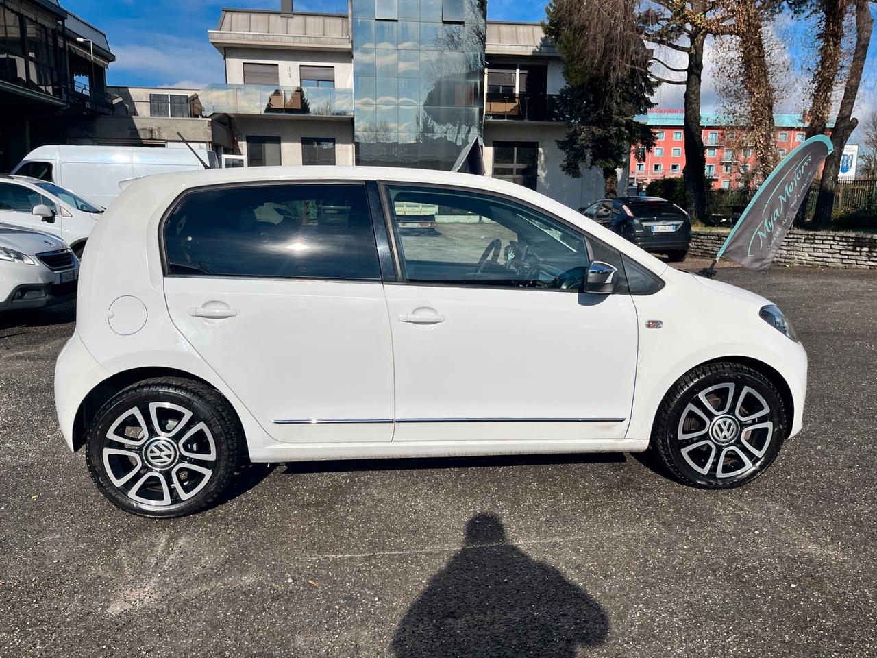 Volkswagen up! 1.0 75 CV 5p. high