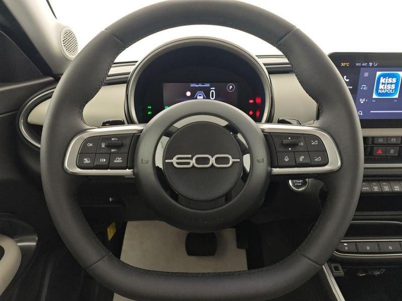 FIAT 600 Hybrid 110 CV DCT MHEV La Prima