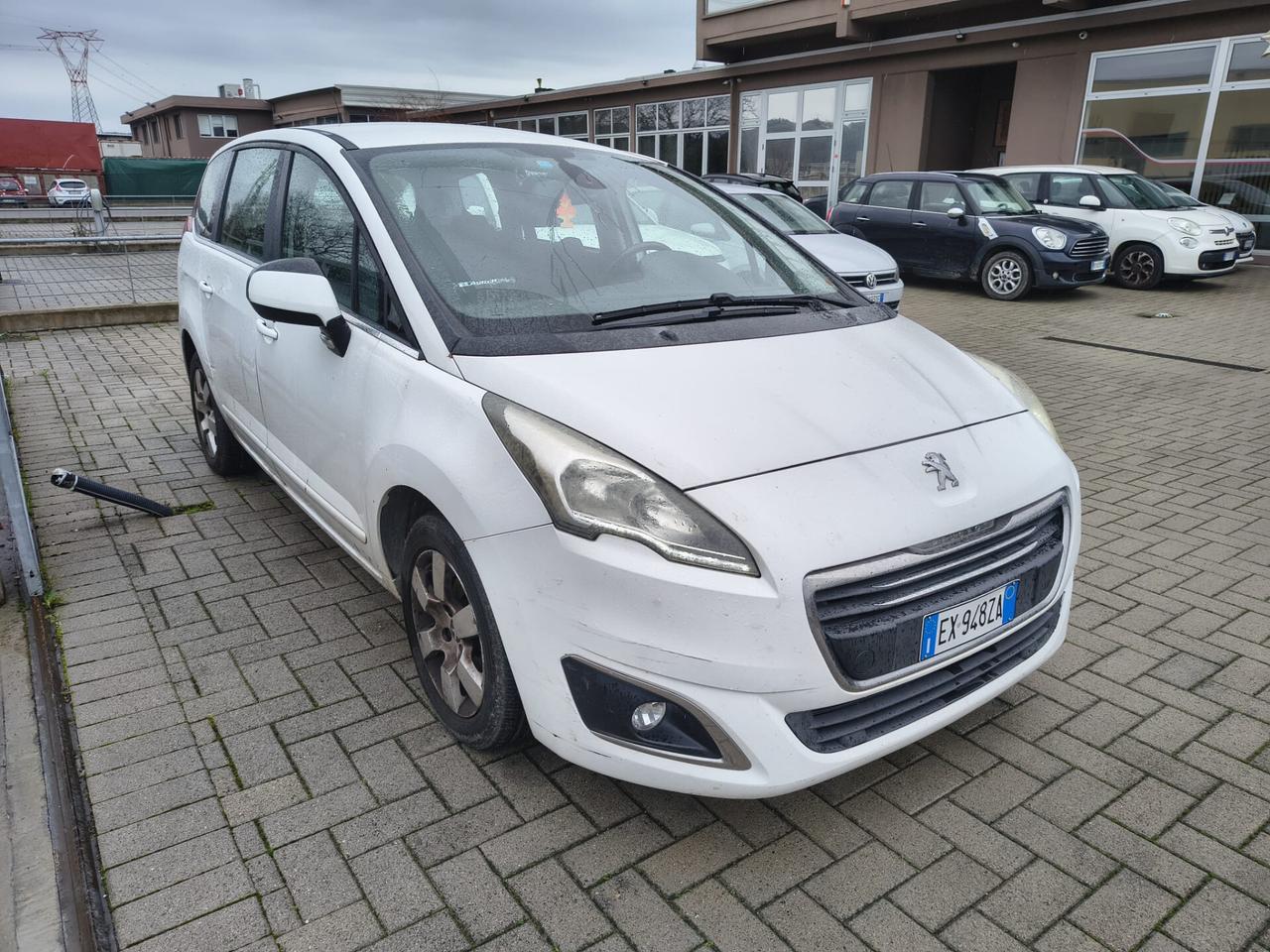 Peugeot 5008 7 POSTI 1.6 HDi +GANCIO TRAINO *PER COMMERCIANTI*