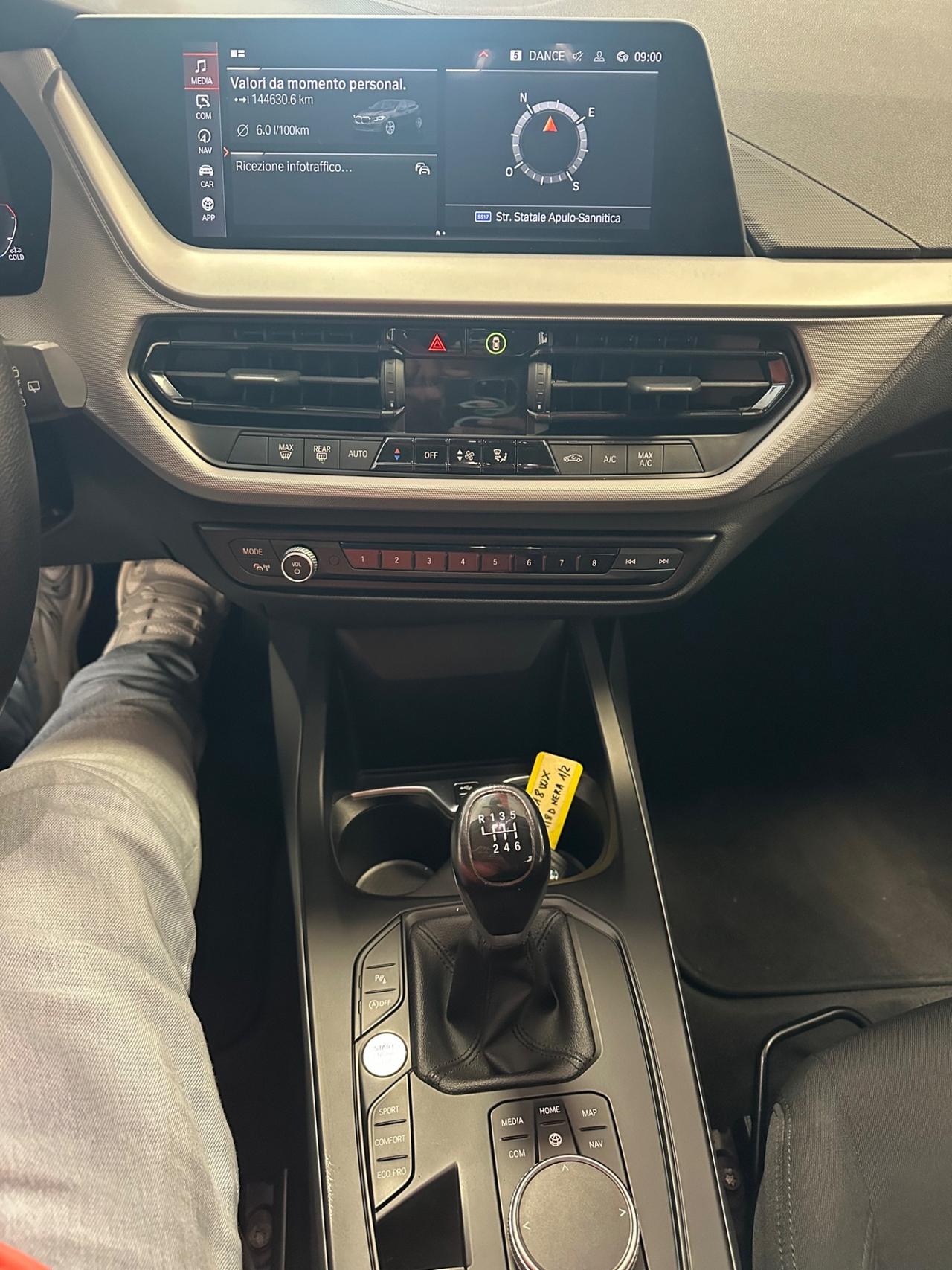 Bmw 120 120d 5p. Business Advantage