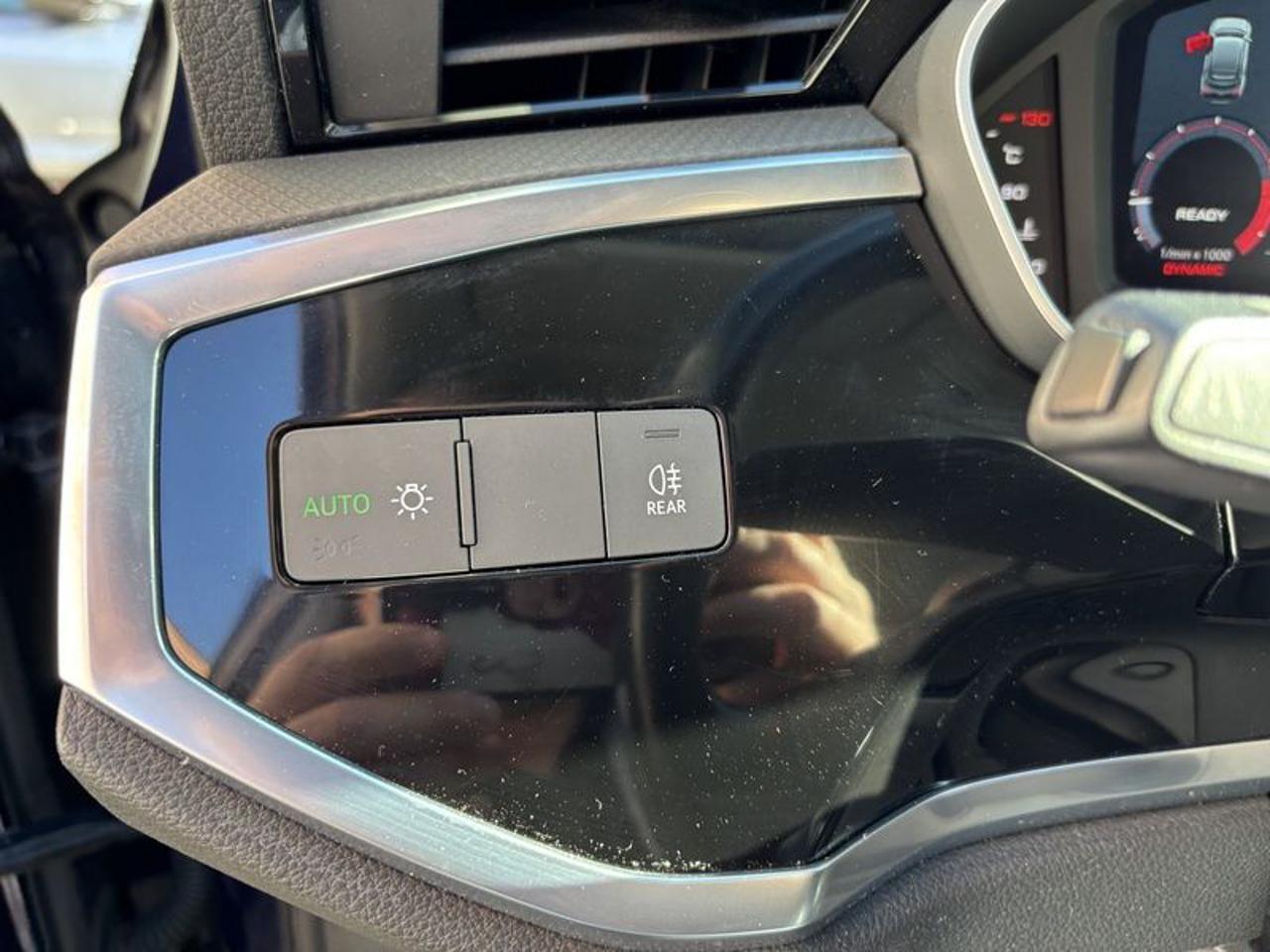 Audi Q3 35 TFSI LED-PELLE-NAVI-18"