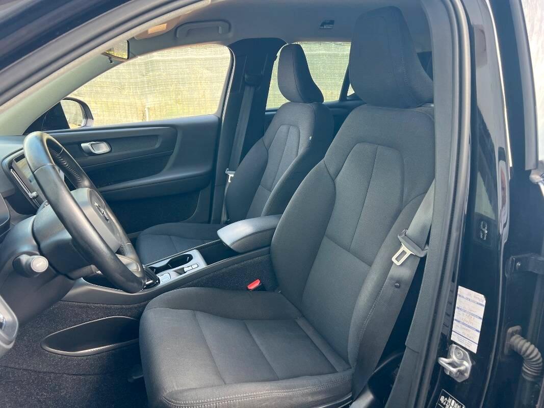 Volvo XC40 2.0 d3 Momentum auto my21