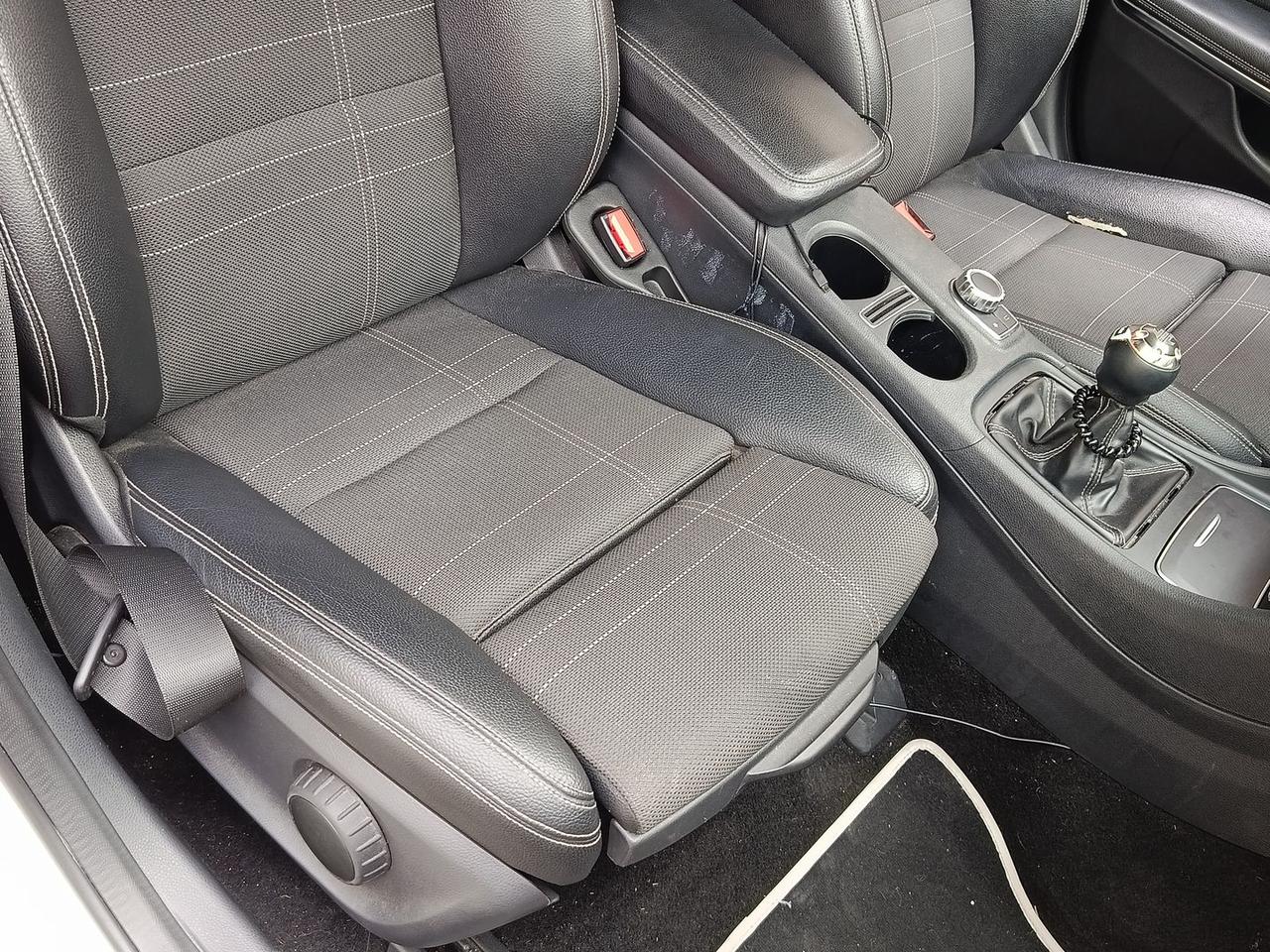 Mercedes-Benz A 180 Night Edition #6499