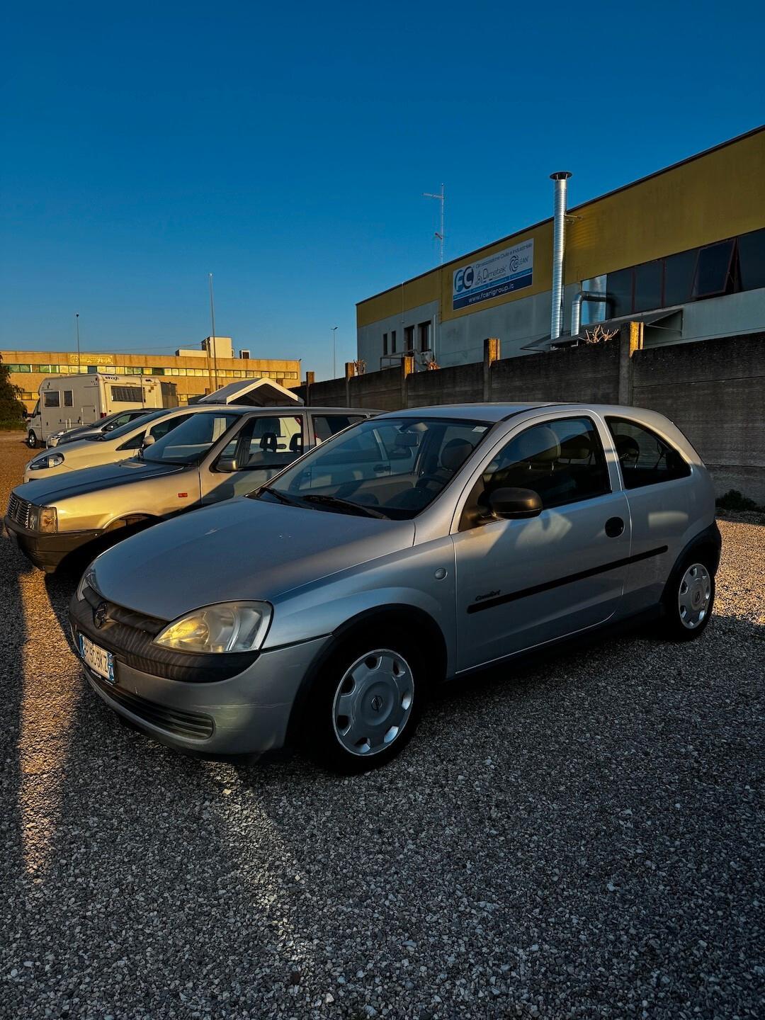 Opel Corsa 1.0i 12V cat 3 porte