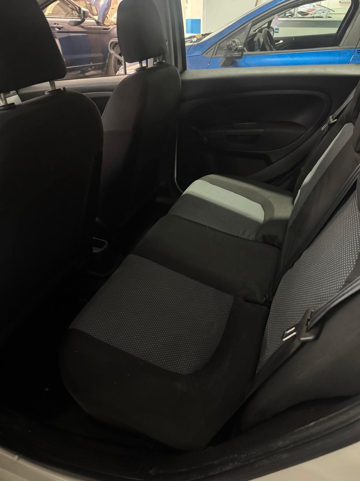 Fiat Grande Punto 1.3 MJT 75 CV 5 porte Dynamic