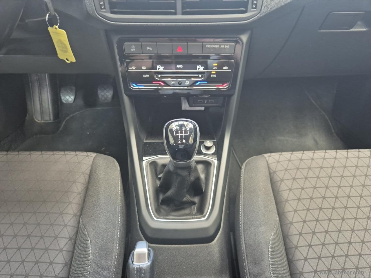 VOLKSWAGEN T-Cross 1.0 TSI Sport PACCHETTO R-LINE - TUA A € 18.900 CON USATOOK PLUS