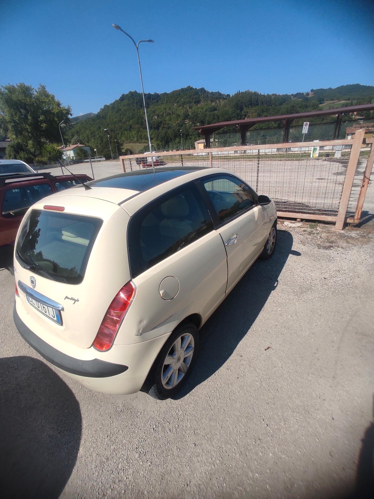 Lancia Ypsilon 1.3 Multijet 16V Platino