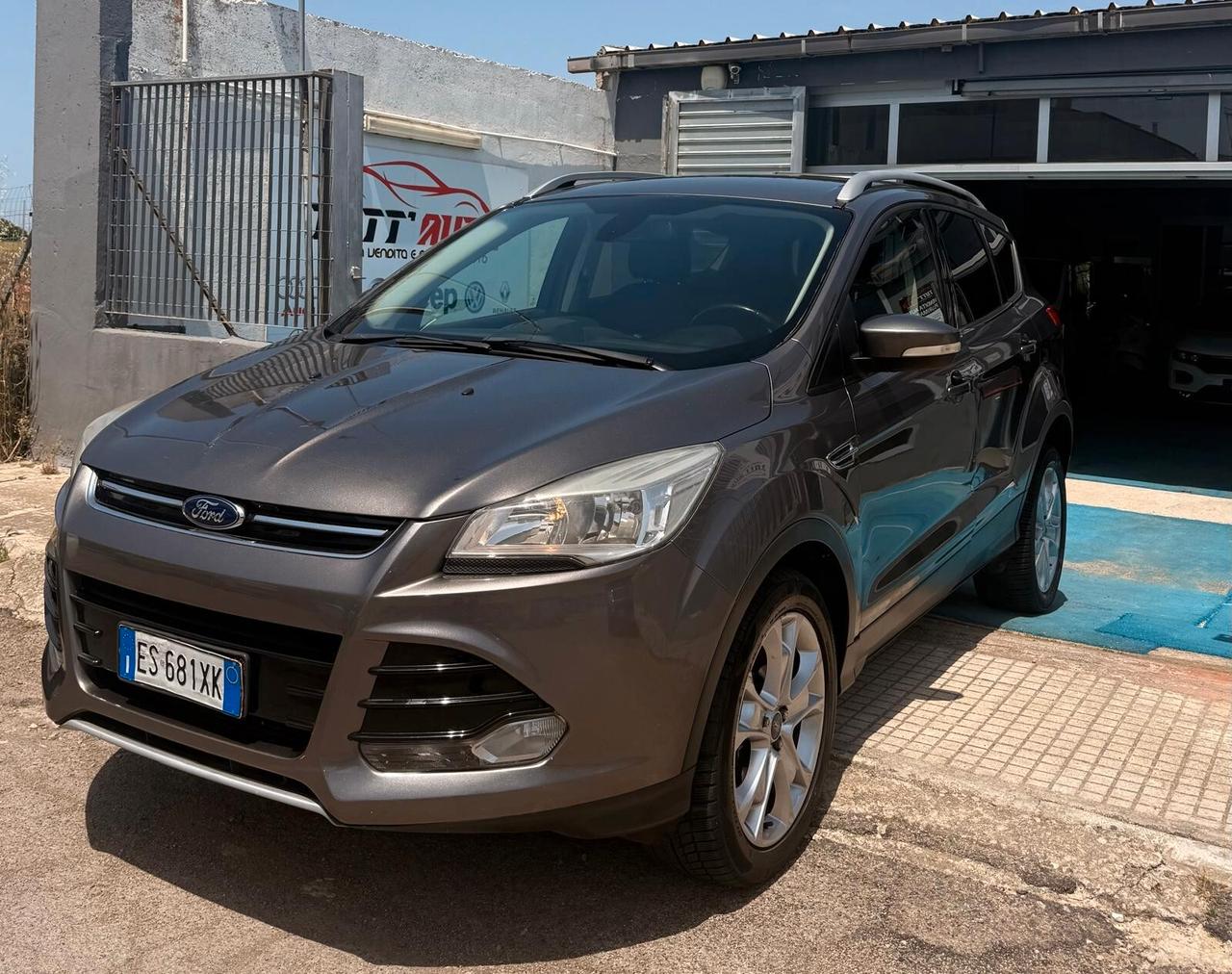 Ford Kuga 2.0 TDCI 163 CV 4WD Powershift Titanium