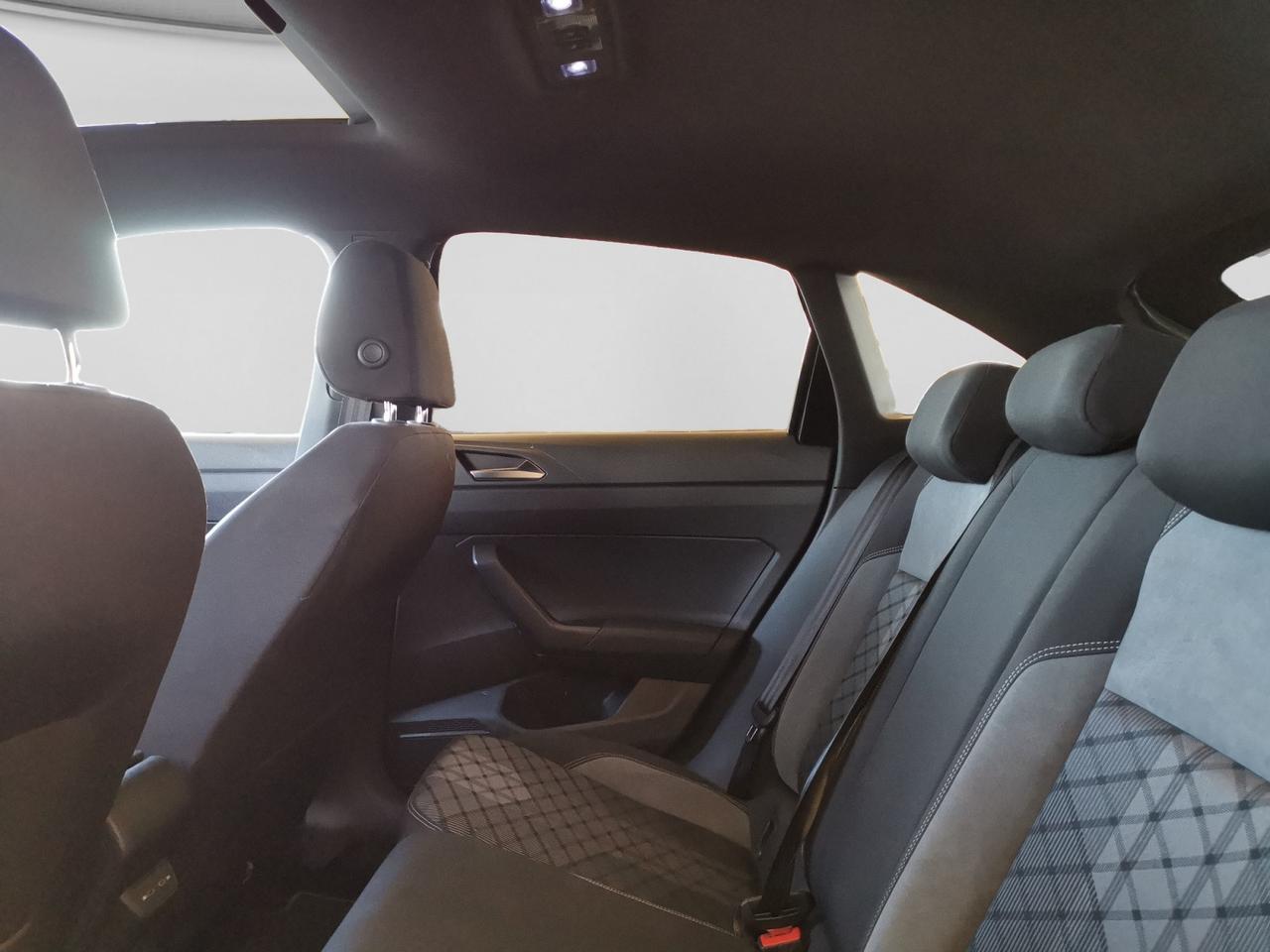 VOLKSWAGEN Taigo - Taigo 1.0 tsi R-Line 115cv