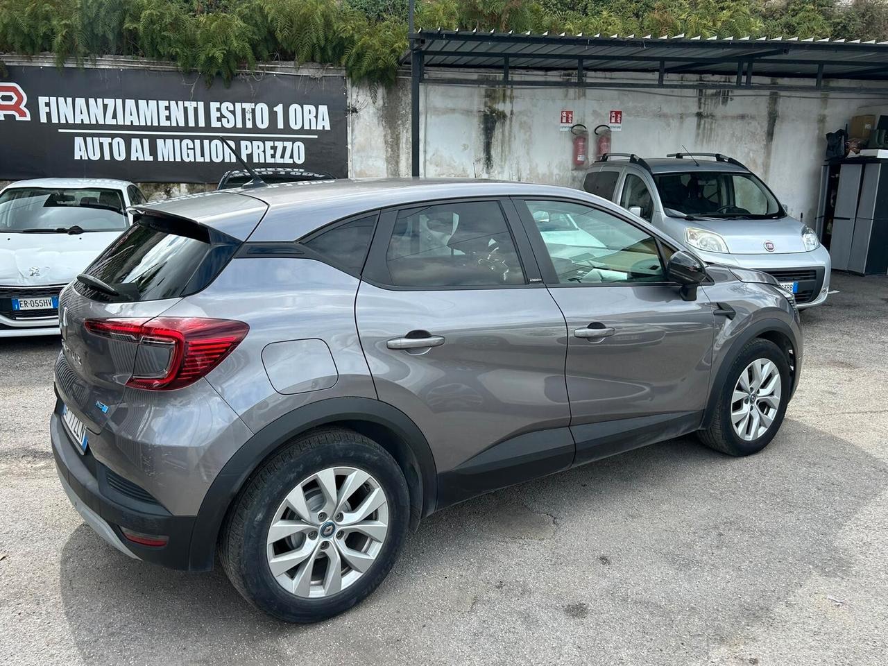 Renault Captur Full Hybrid E-Tech 145 CV Zen