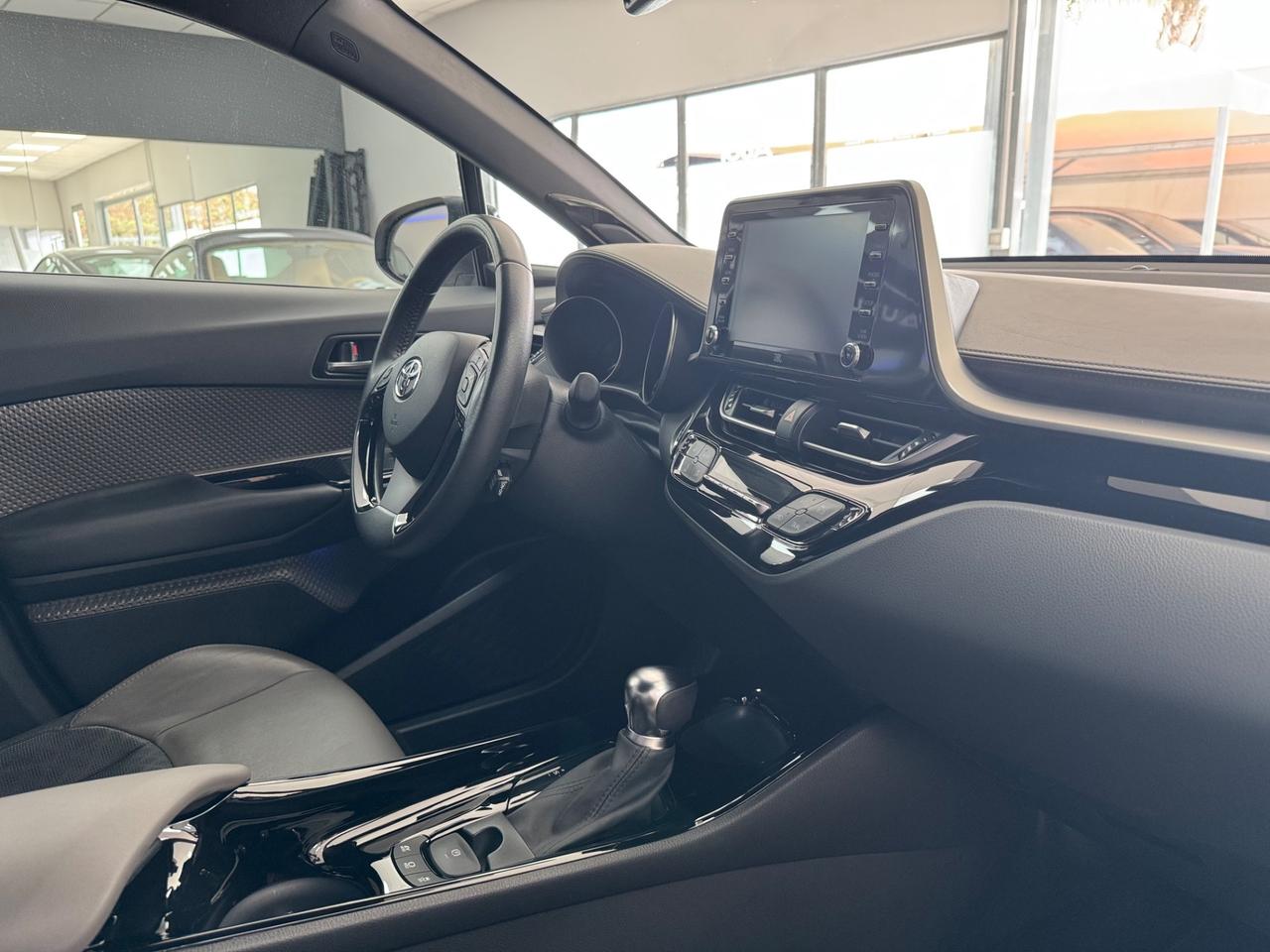 Toyota C-HR 2.0 Hybrid E-CVT Lounge