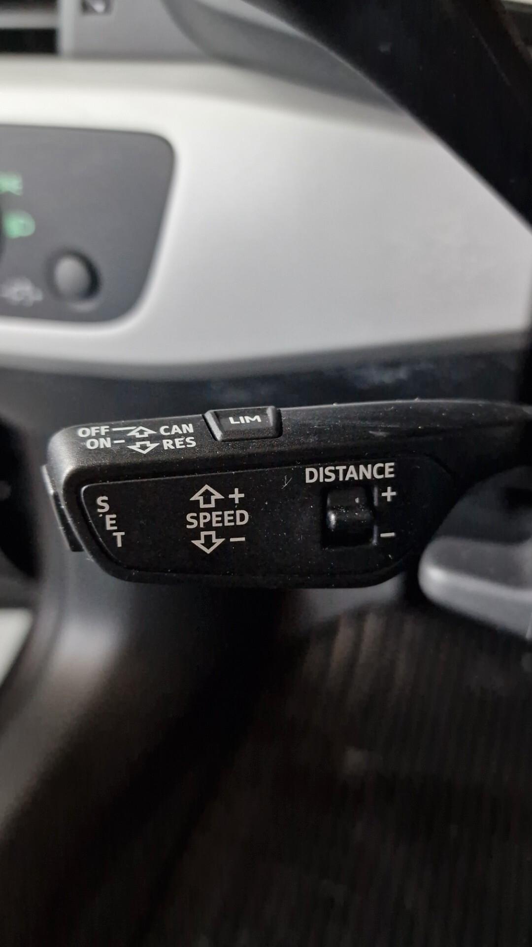 Audi A4 40 TDI S tronic Business