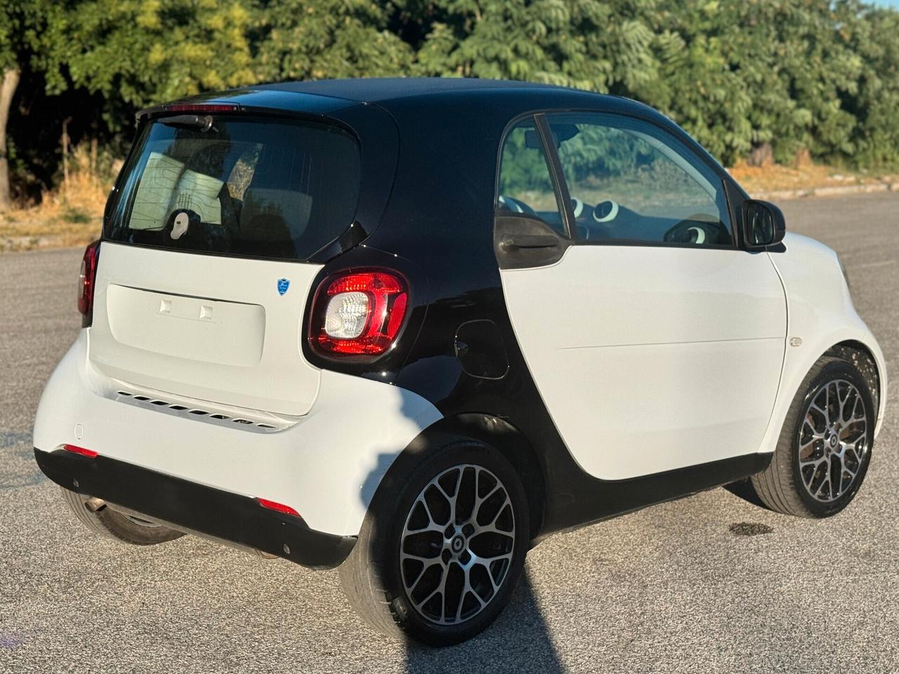 Smart ForTwo 71cv -NESSUN VINCOLO DI FINANZIAMENTO-