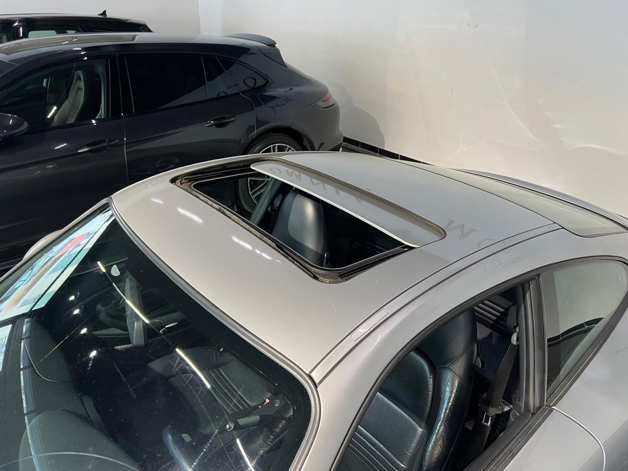 Porsche 911 Carrera 4 Coupé