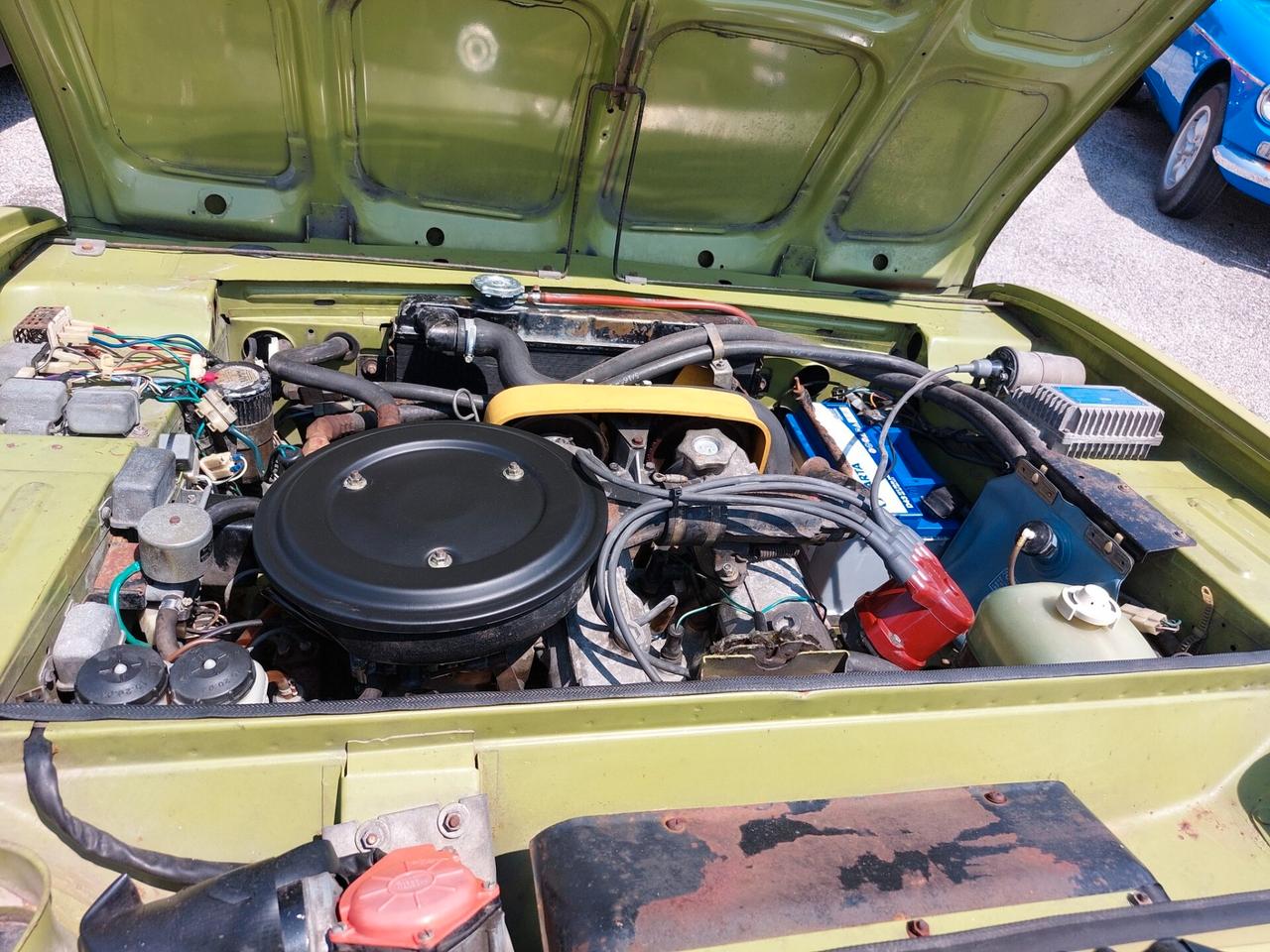 Fiat 124 Coupe 1800 del 1973 con aria-condizionata