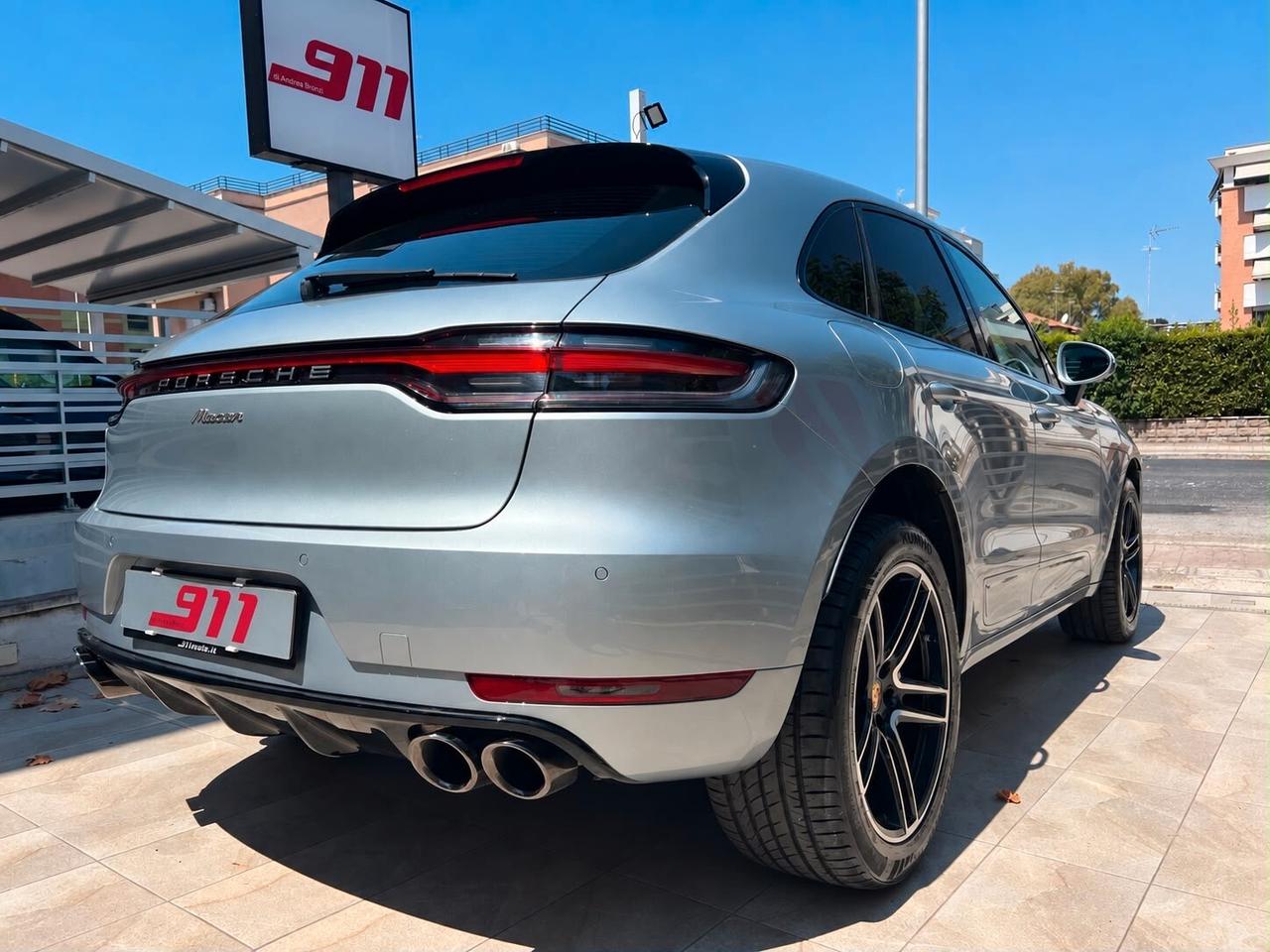 Porsche Macan 2.0 245cv Tetto PASM 111 Controlli Porsche Service Porsche