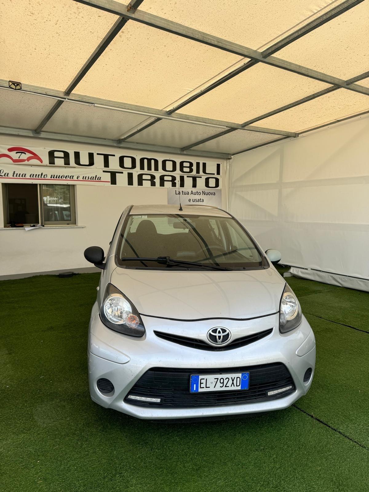 Toyota Aygo 1.0 12V VVT-i 5 porte Active Connect