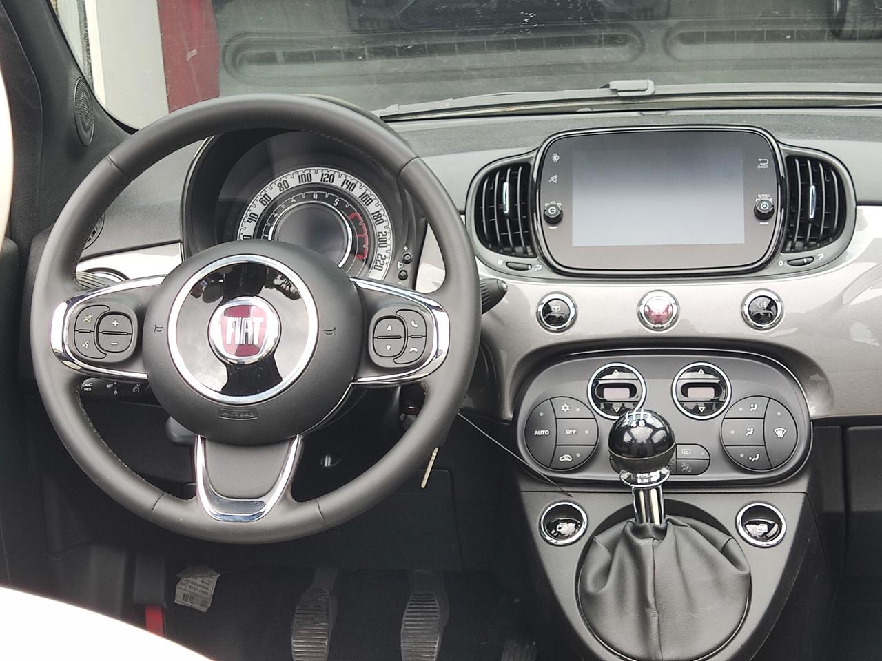 Fiat 500 C 1.0 Hybrid Dolcevita