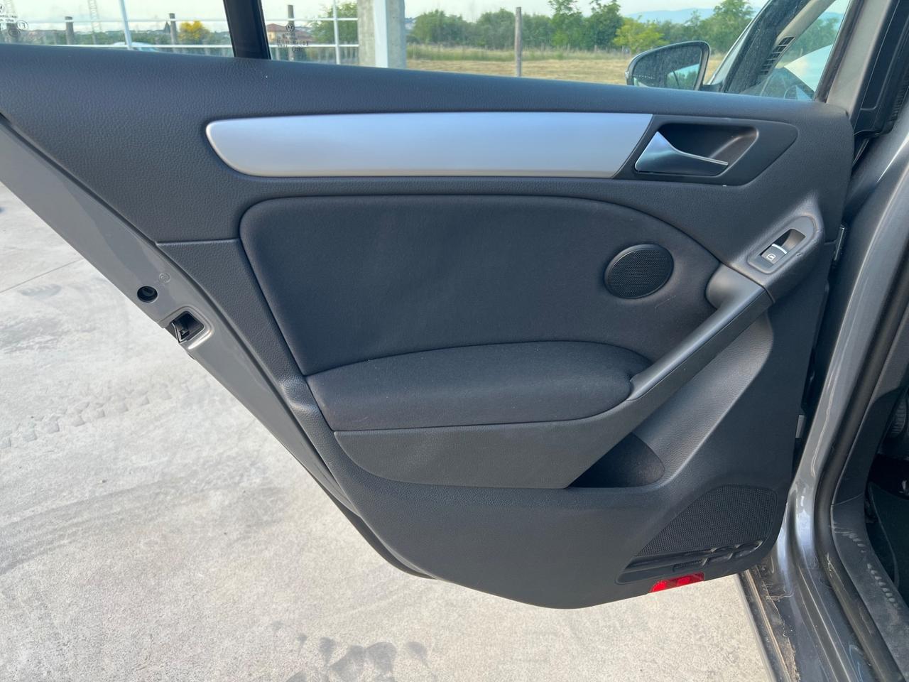 Volkswagen Golf 1.6 TDI DPF 5p. Highline
