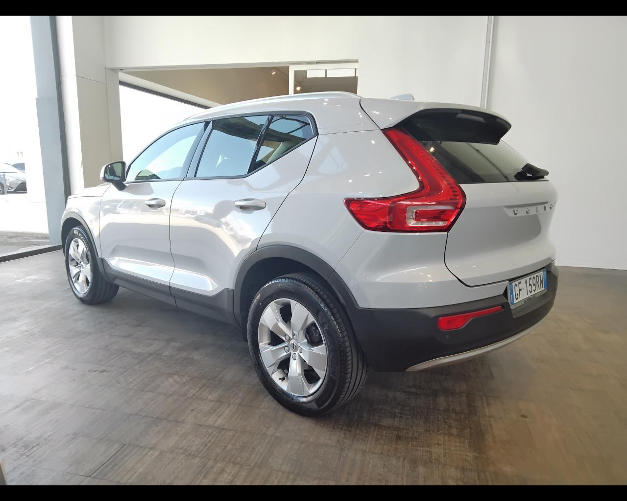 VOLVO XC40 - XC40 1.5 t2 Momentum Pro auto my21