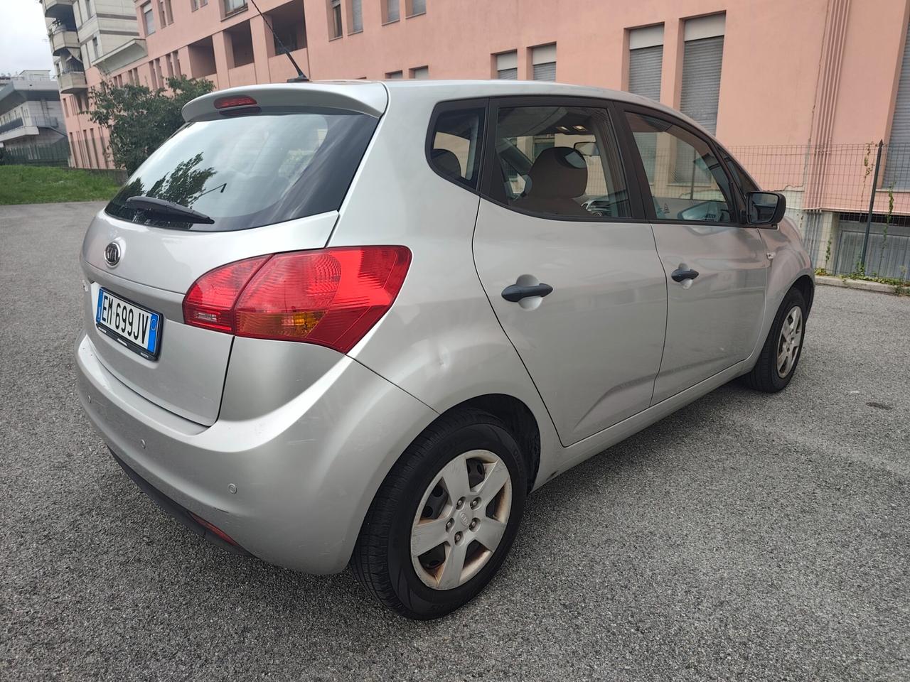 Kia Venga 1.4 Benzina GPL euro 5 neopatentati