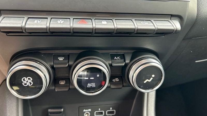 Renault Captur 1.6 E-Tech hybrid Intens 145cv auto