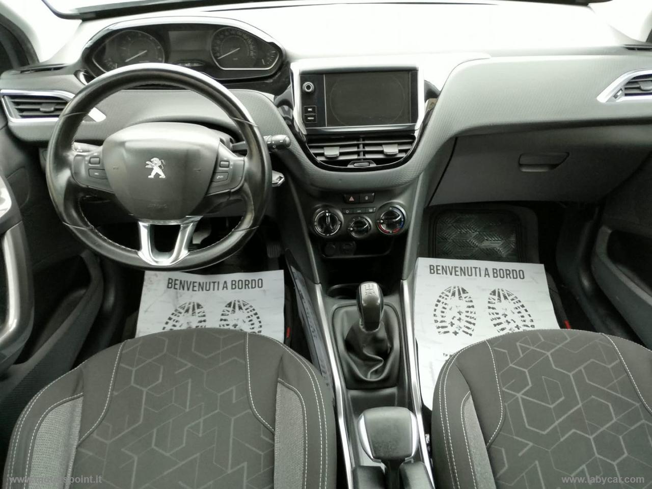 PEUGEOT 2008 BlueHDi 100 S&S Allure