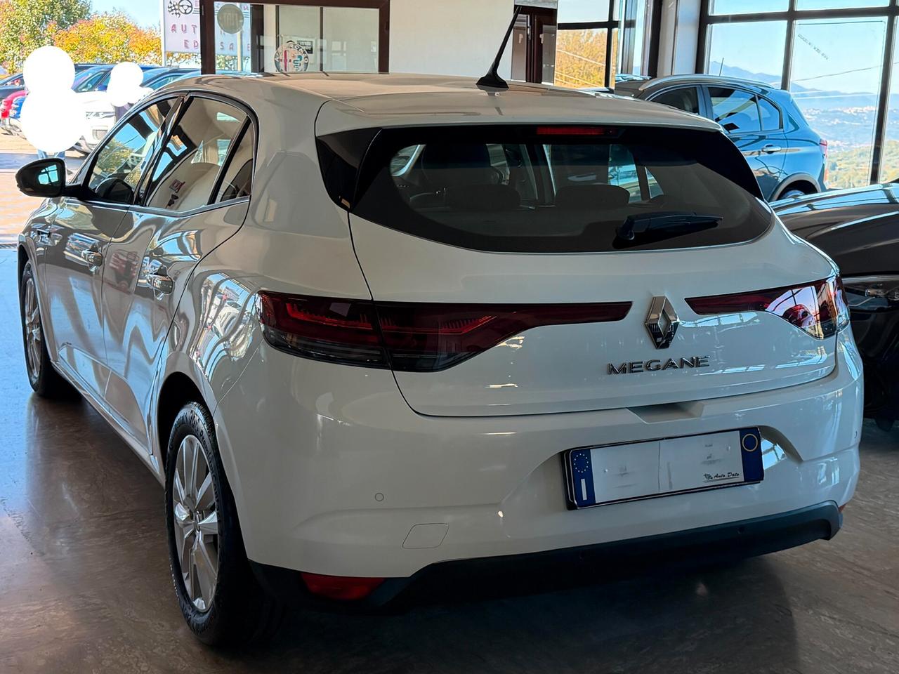 Renault Megane 1.5 BLUEDCI 115 cv. 5 porte BUSINESS (Nav)