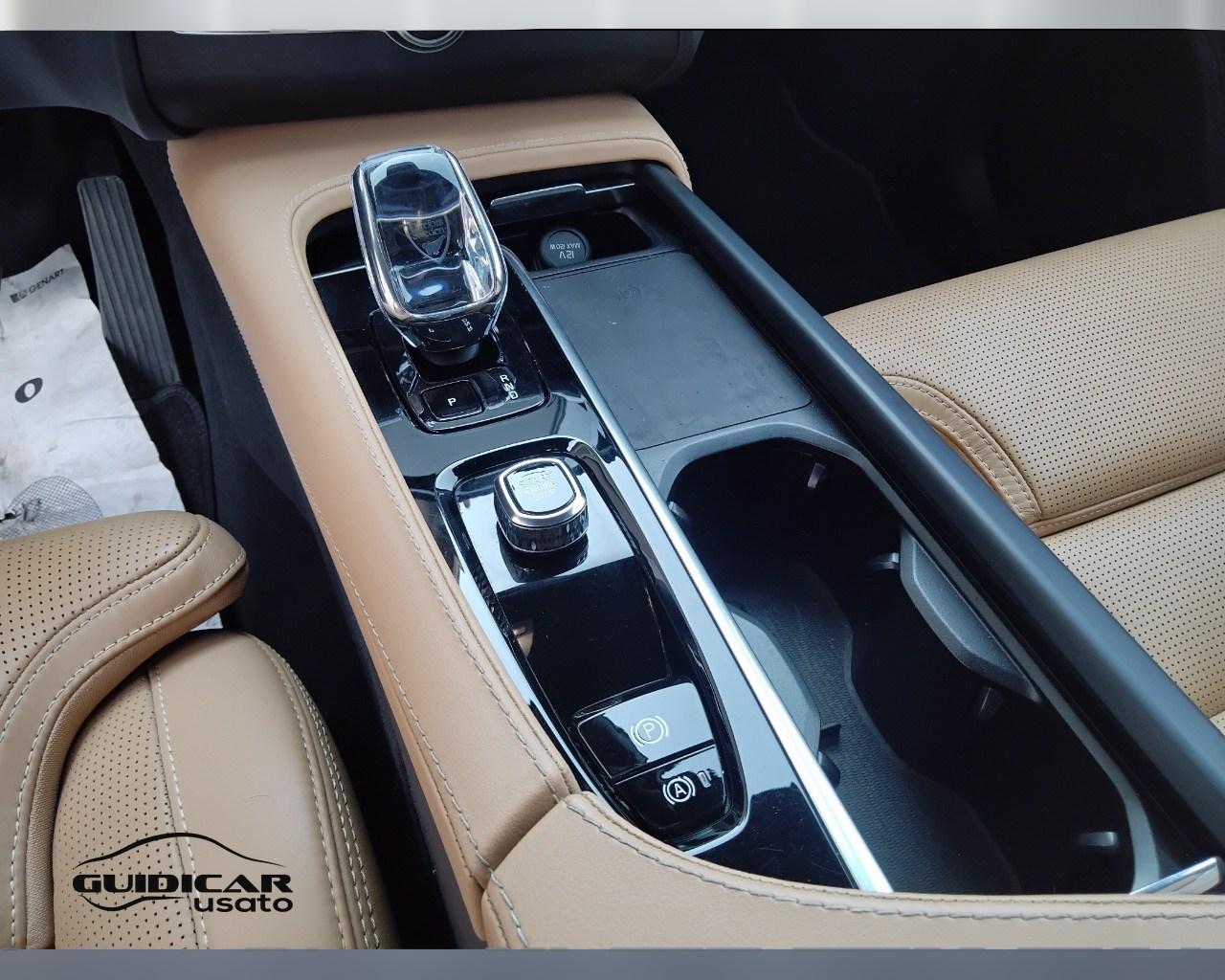 VOLVO XC90 II 2015 - XC90 2.0 b5 Plus Bright awd 7p.ti auto