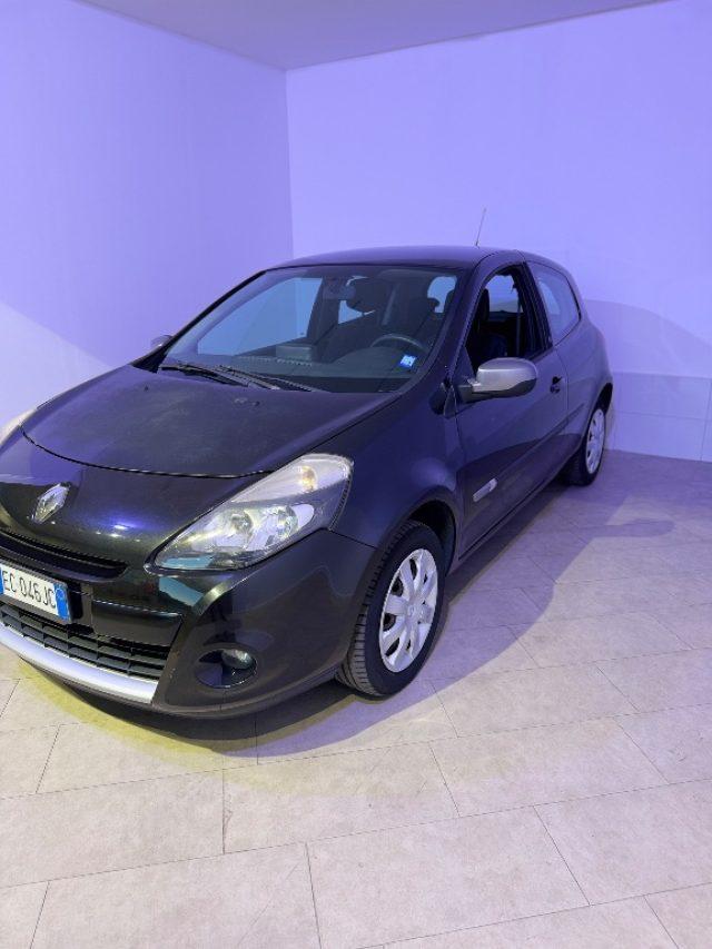 RENAULT Clio 1.2 16V TCE 100CV 3 porte Luxe