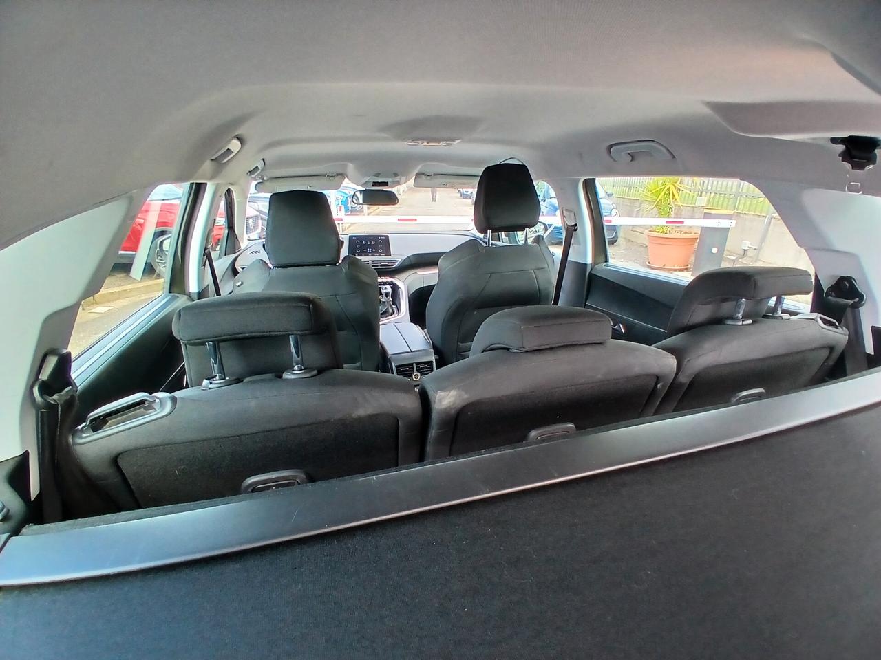 Peugeot 5008 BlueHDi 130 Allure