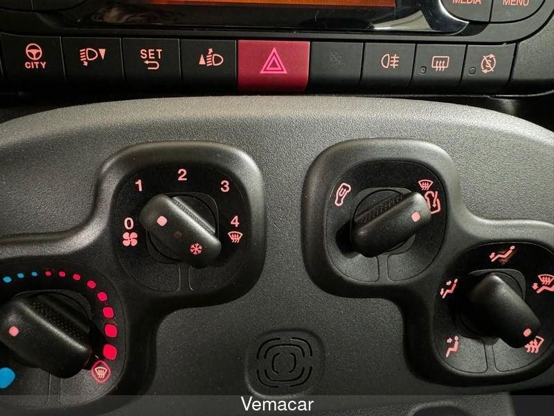 FIAT Panda Panda 1.0 S&S Hybrid City Life 5POSTI - R SCORTA-SOLO KM 26200! PRONTA CONSEGNA !