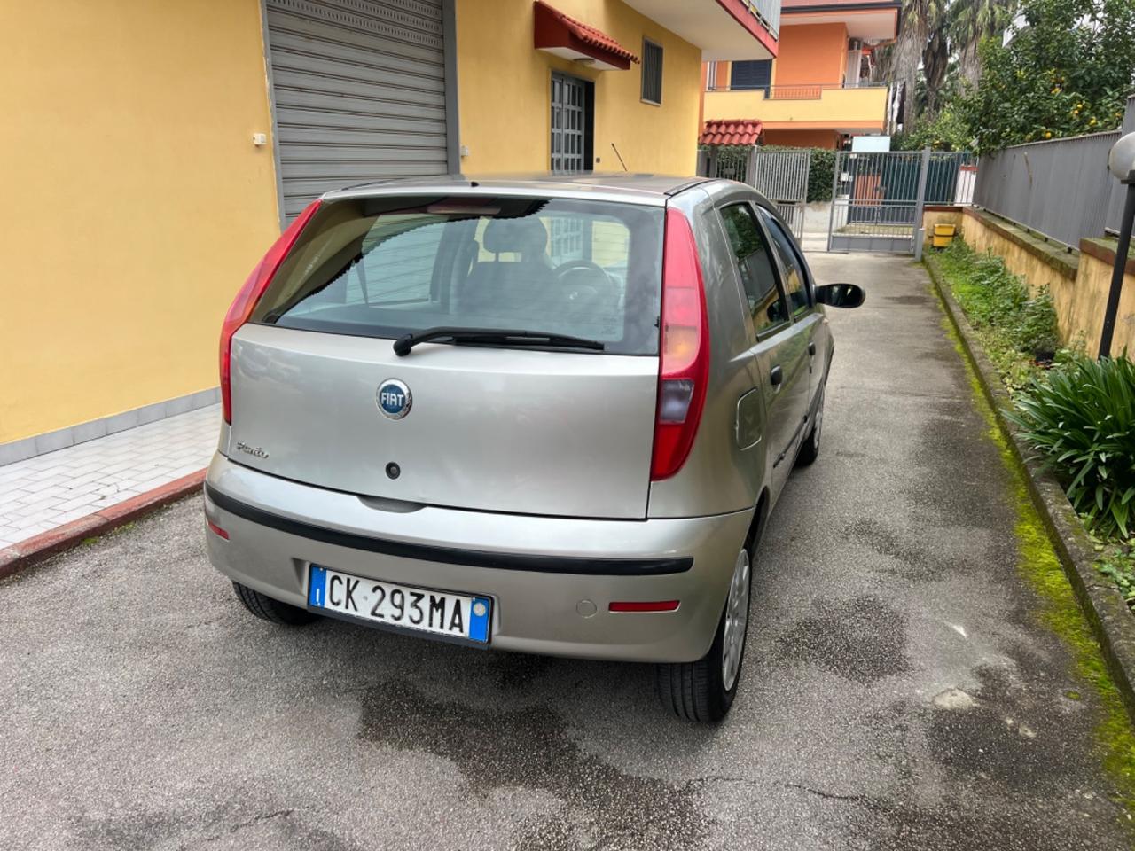 Fiat Punto 1.2i cat 5 porte ELX