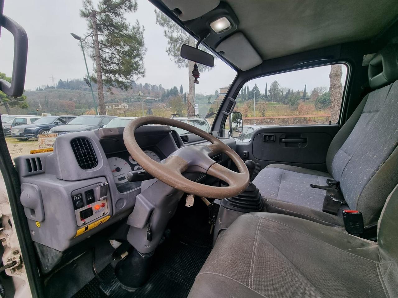 Nissan Cabstar 35.10 3.0 Tdi PM-RG Cabinato L